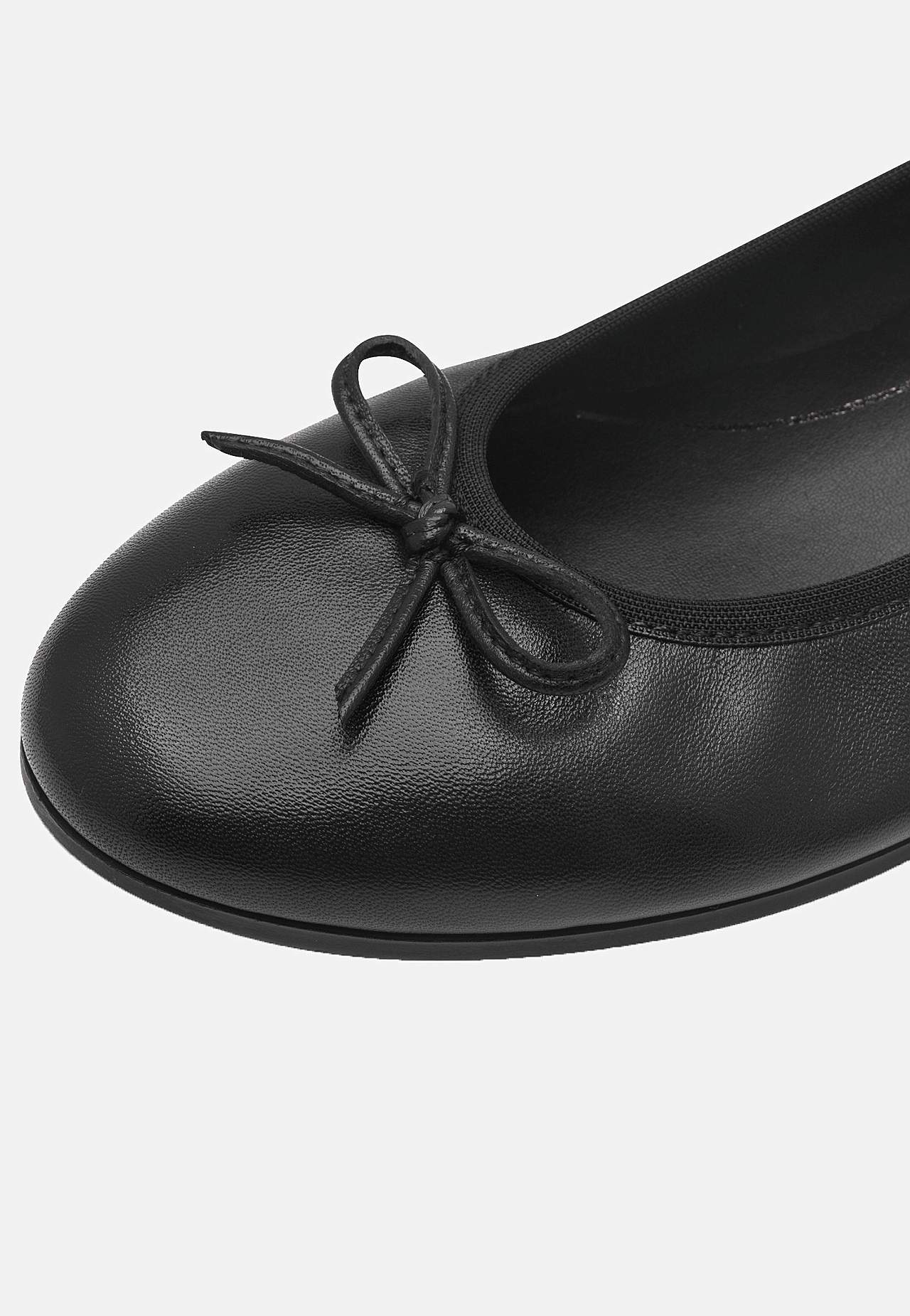 Klassisk ballerinasko i skinn