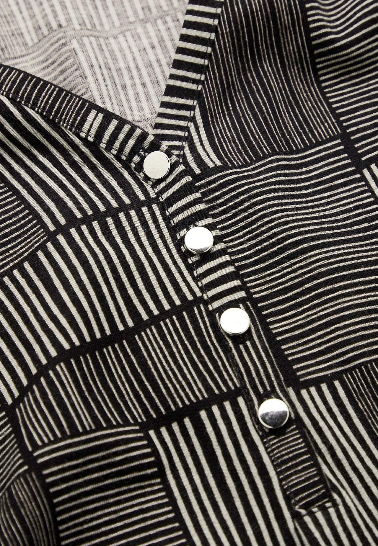 Jersey tuniq with v neckline