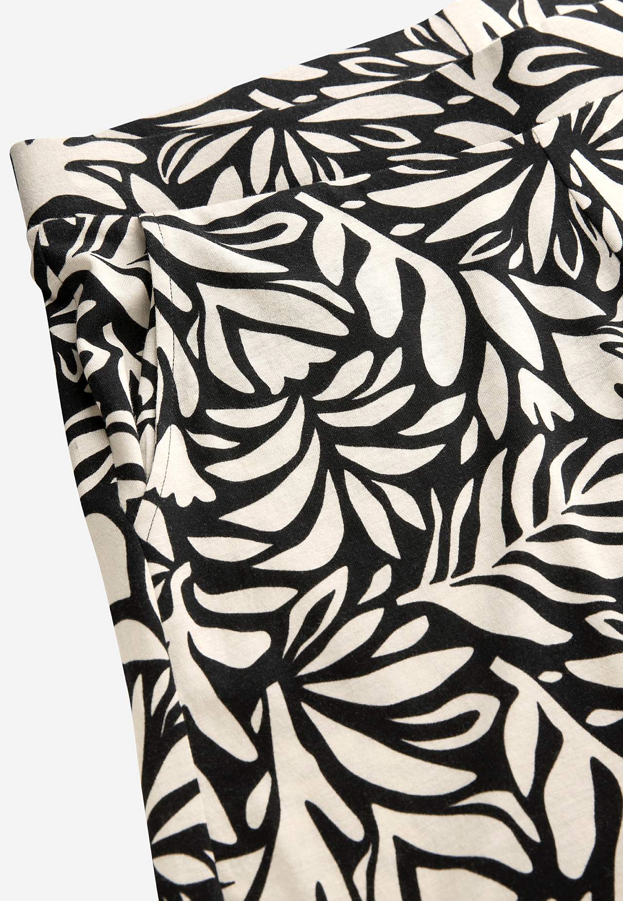Jersey pants in soft cotton and modal blend