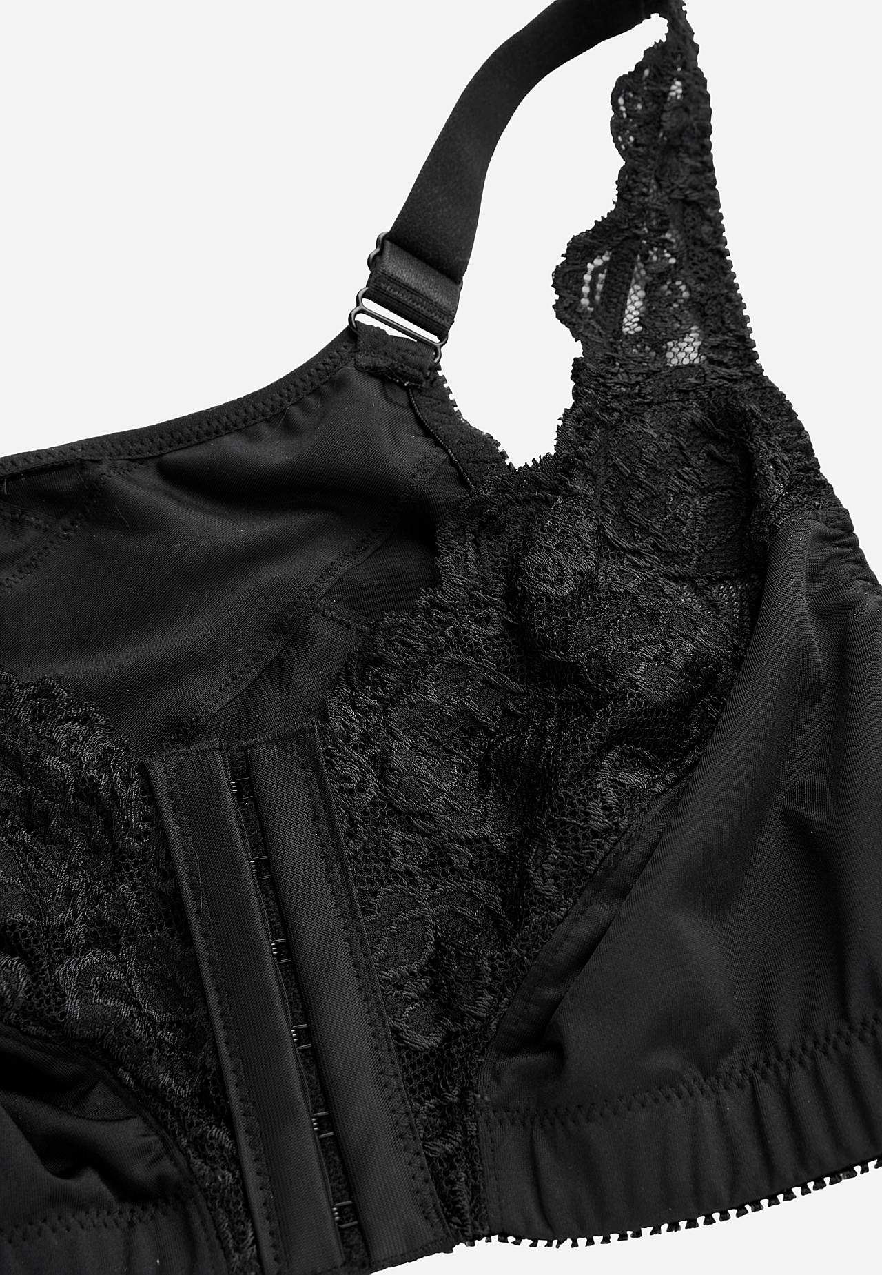 Front-closing soft bra
