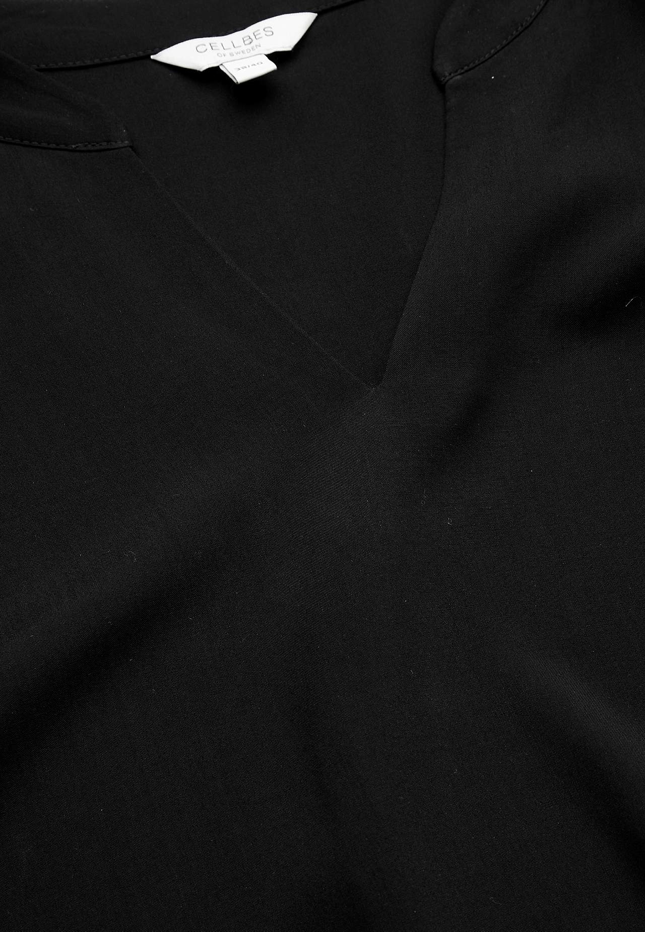 V-neck, woven tunic