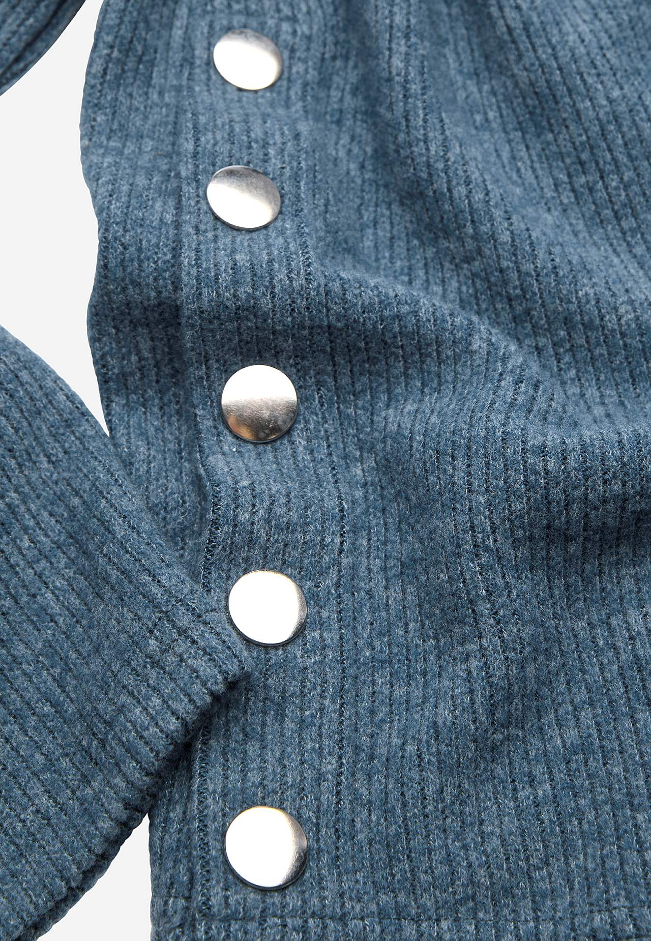 Super soft sweater with buttons