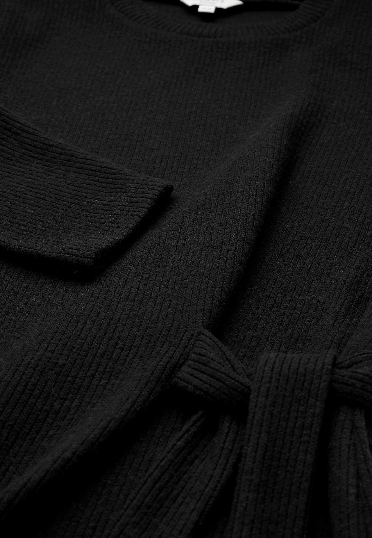 Super soft dress with tie strap