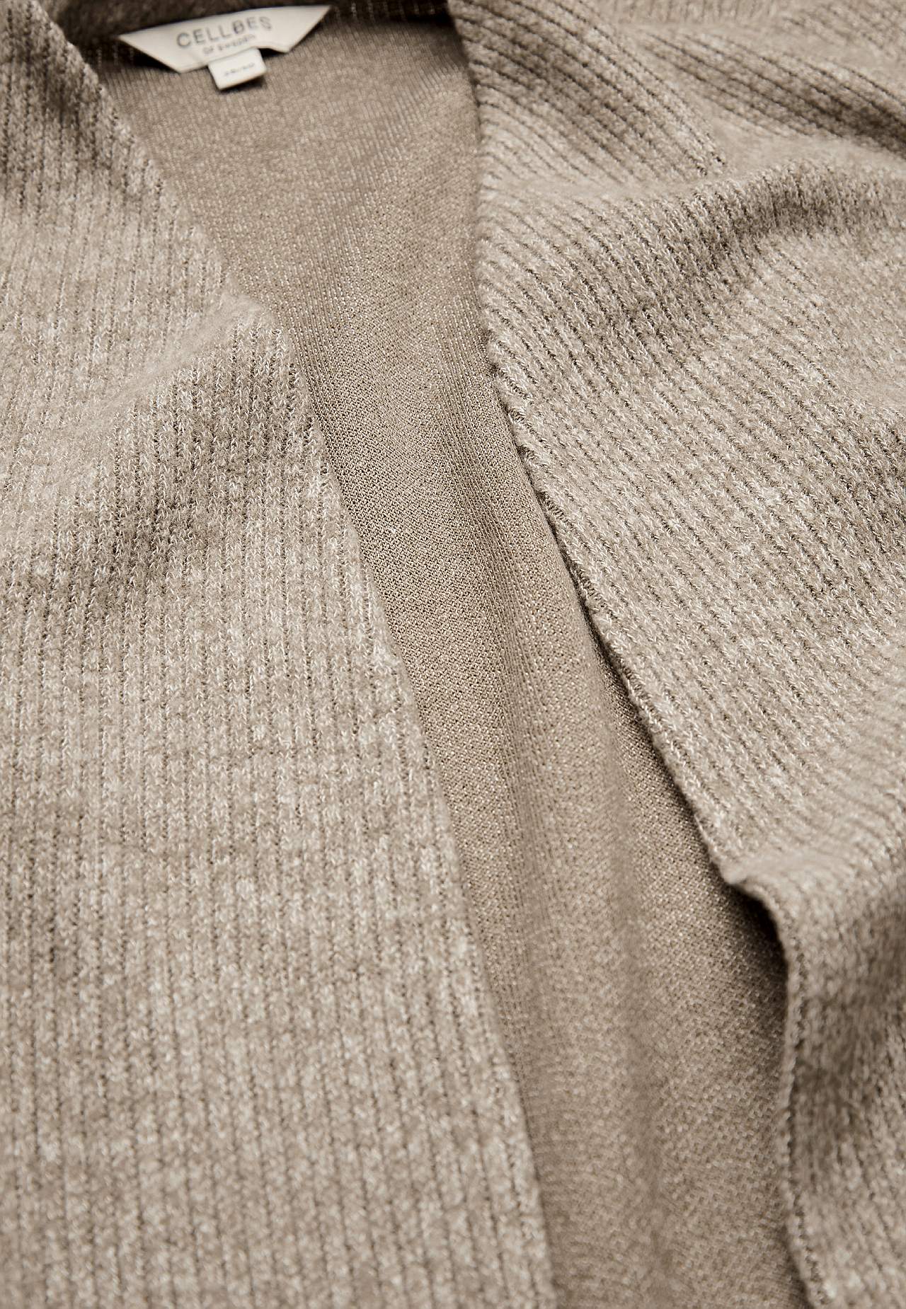 Super soft, long cardigan with pockets