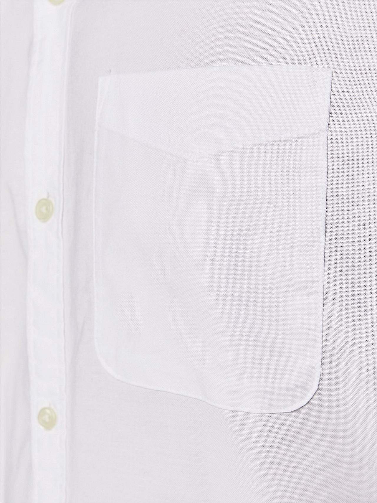 Stilren skjorta med button down-krage
