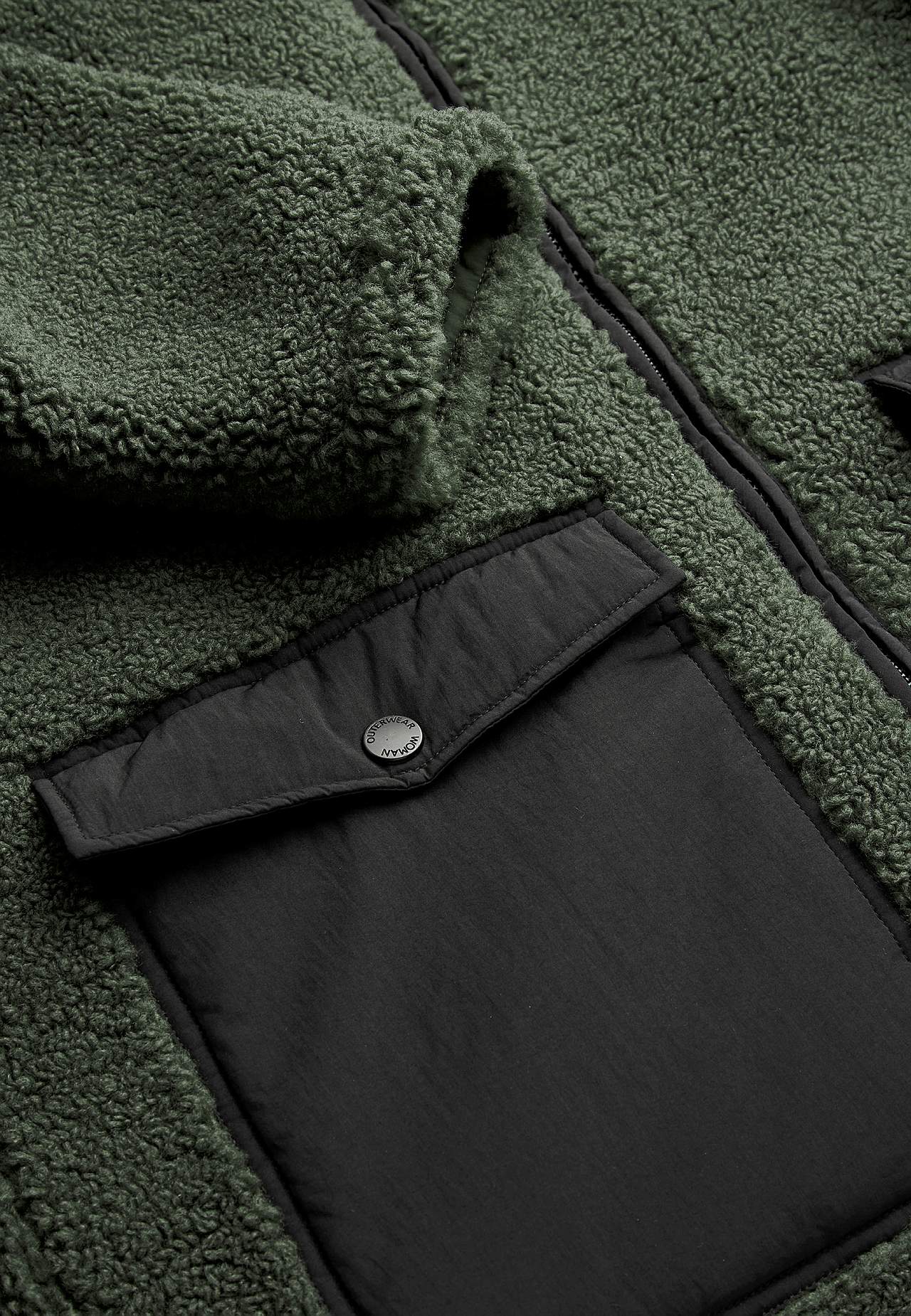 Pile jacket with high collar