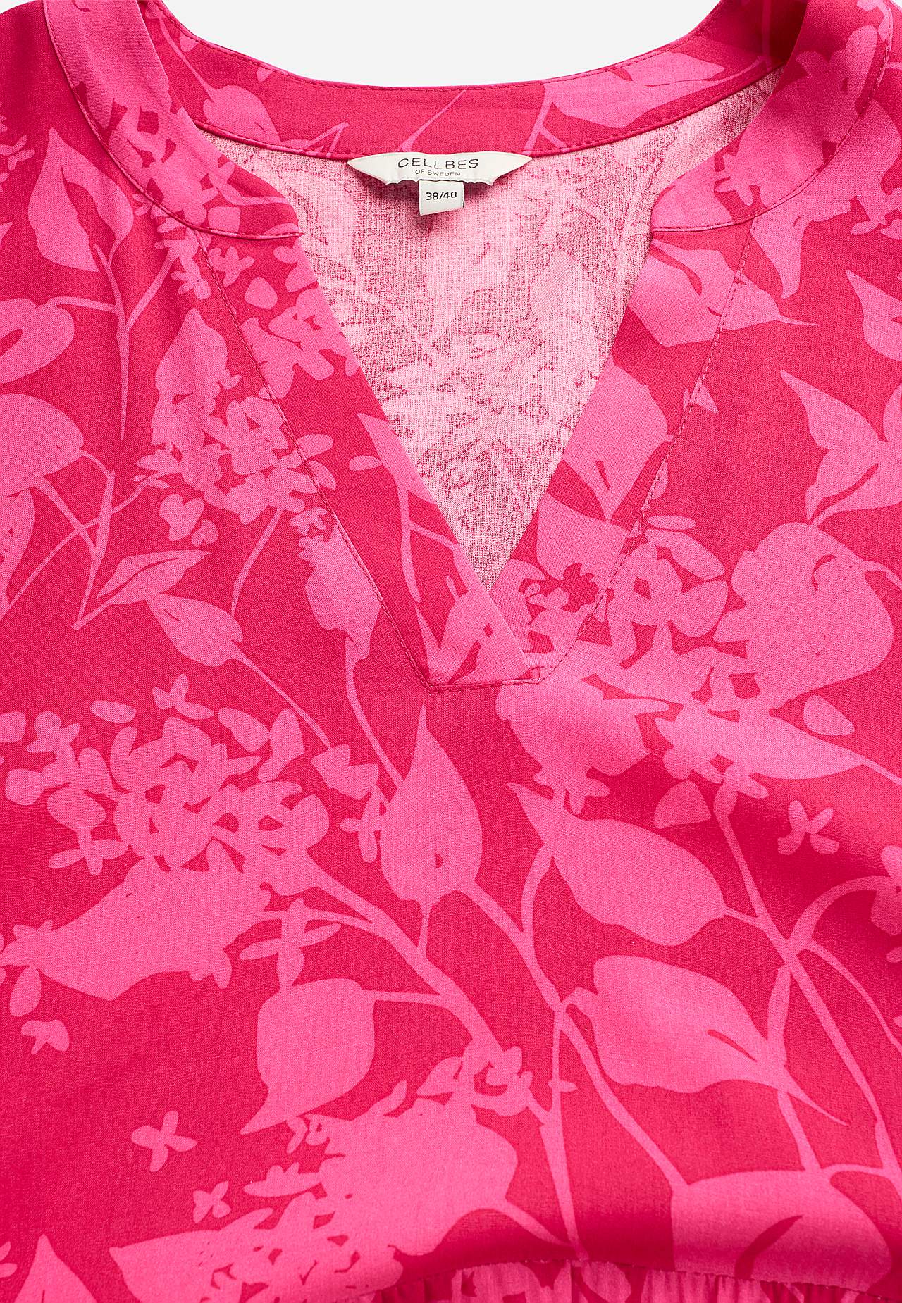 Dress with flounces