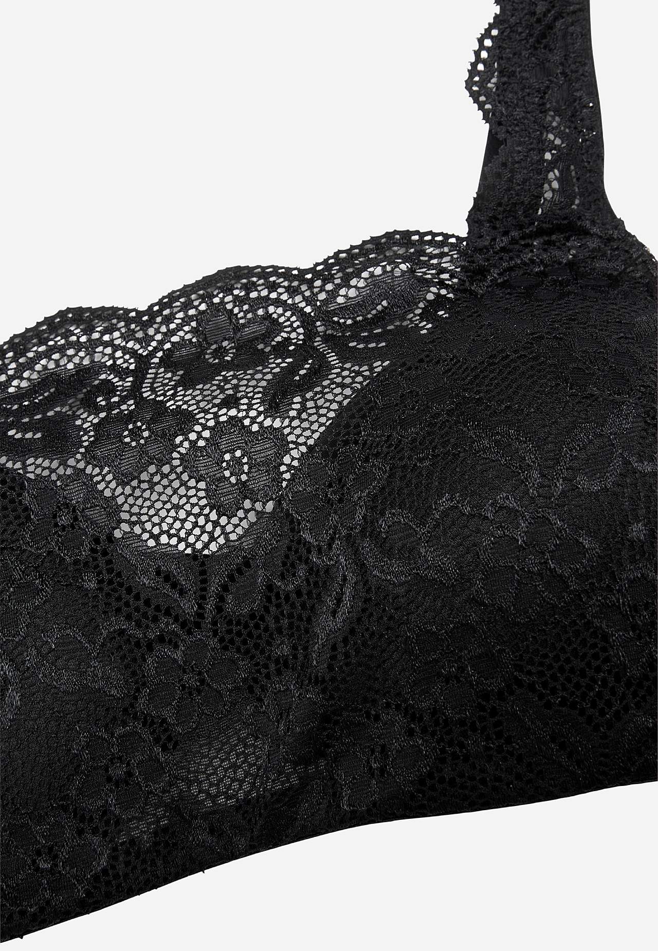 Underwired bra with lace