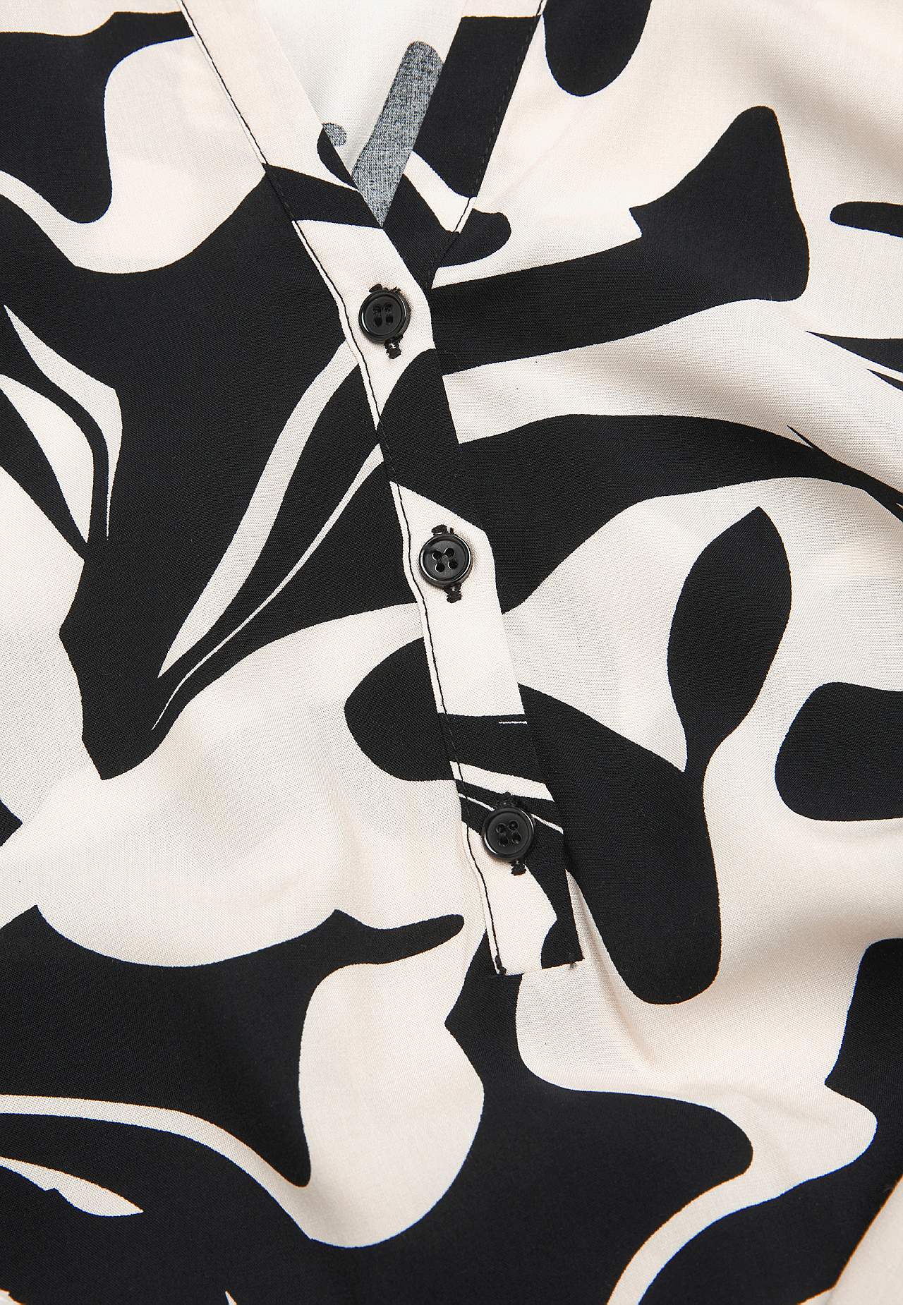 Patterned, wide viscose dress