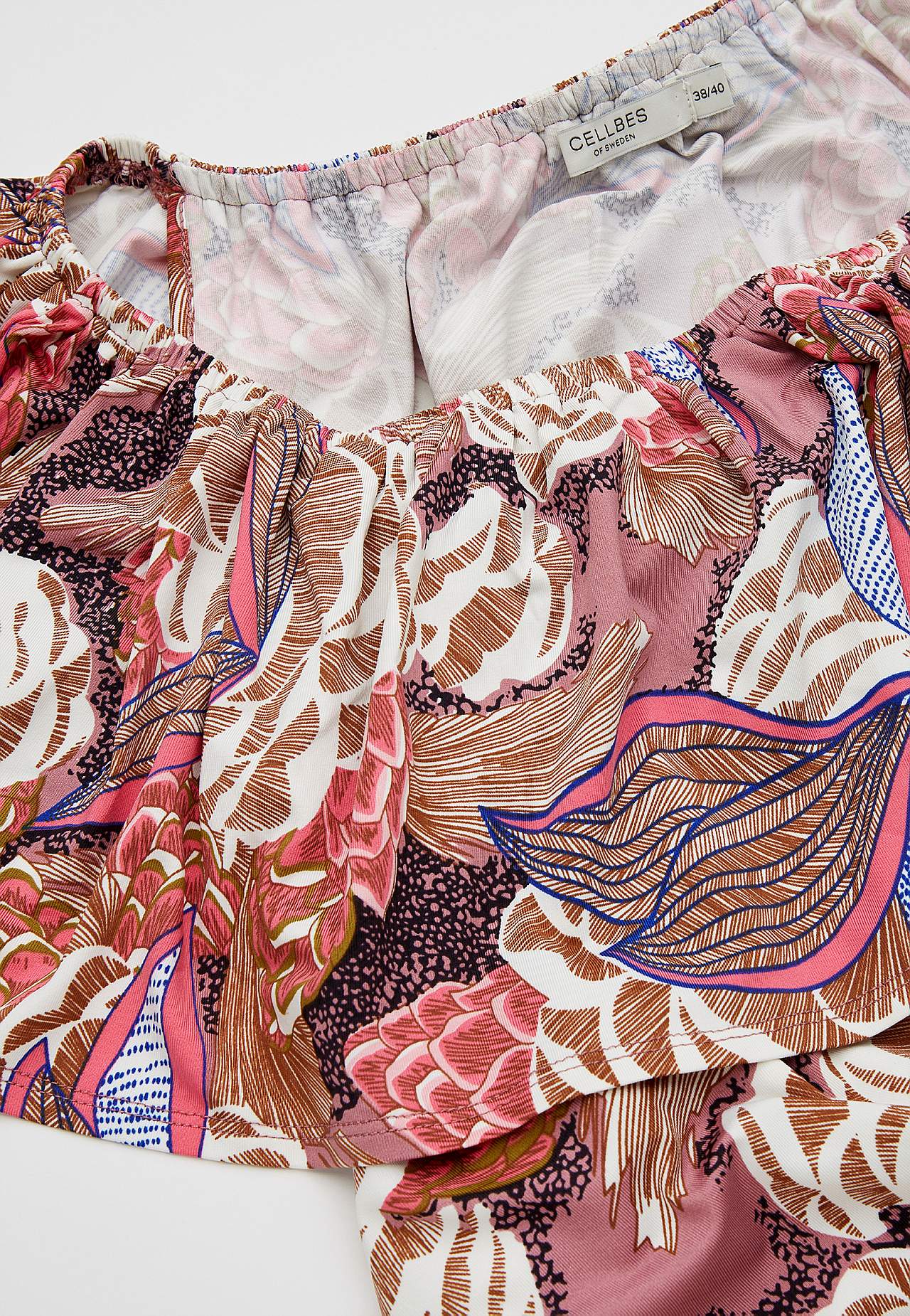 Patterned off-shoulder dress