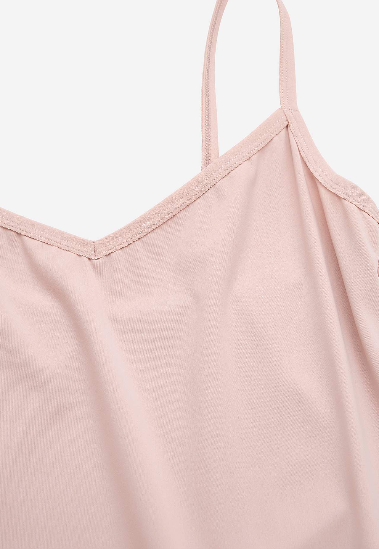 Underdress with shaping effect