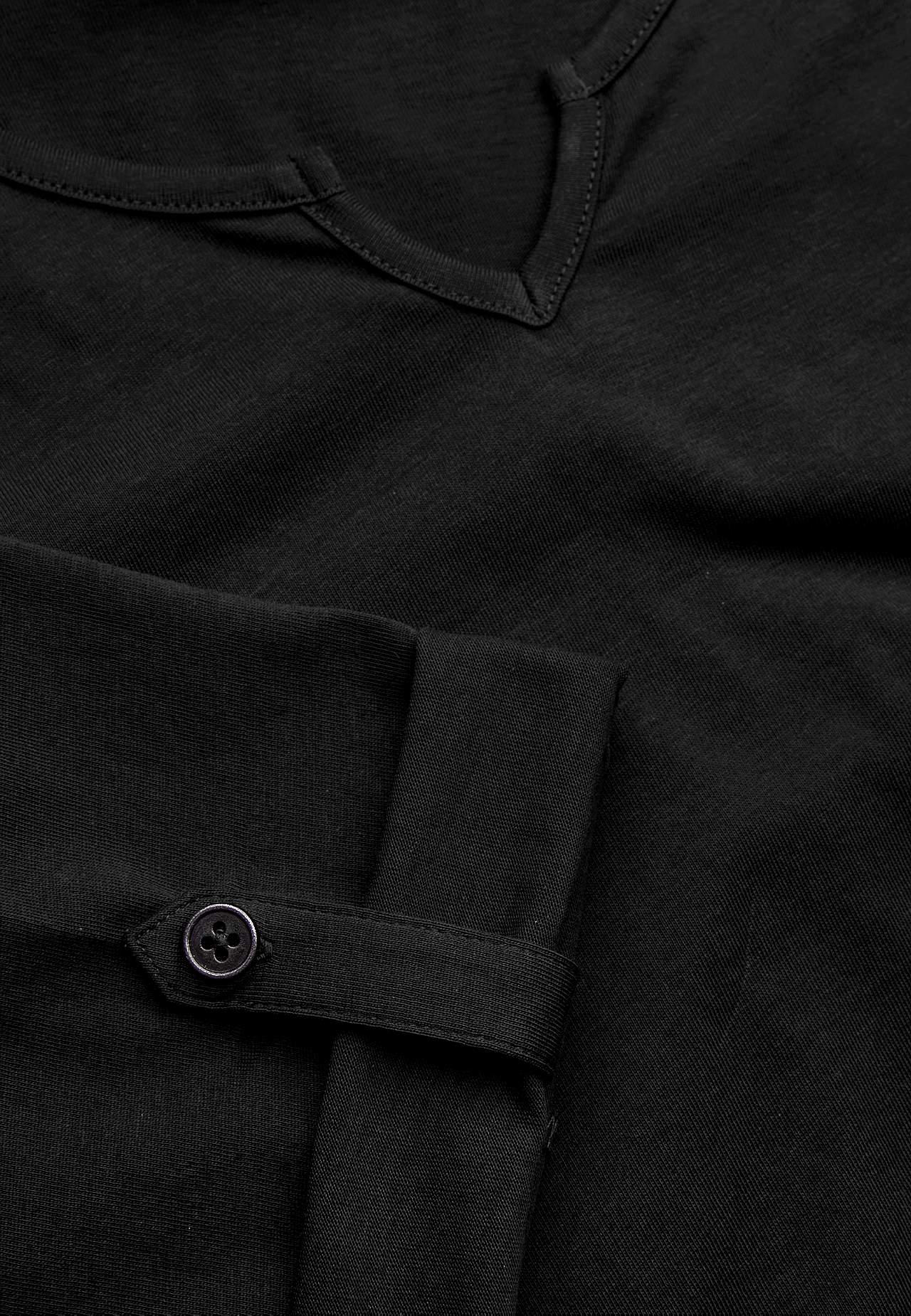 Jersey top with 3/4 length sleeves