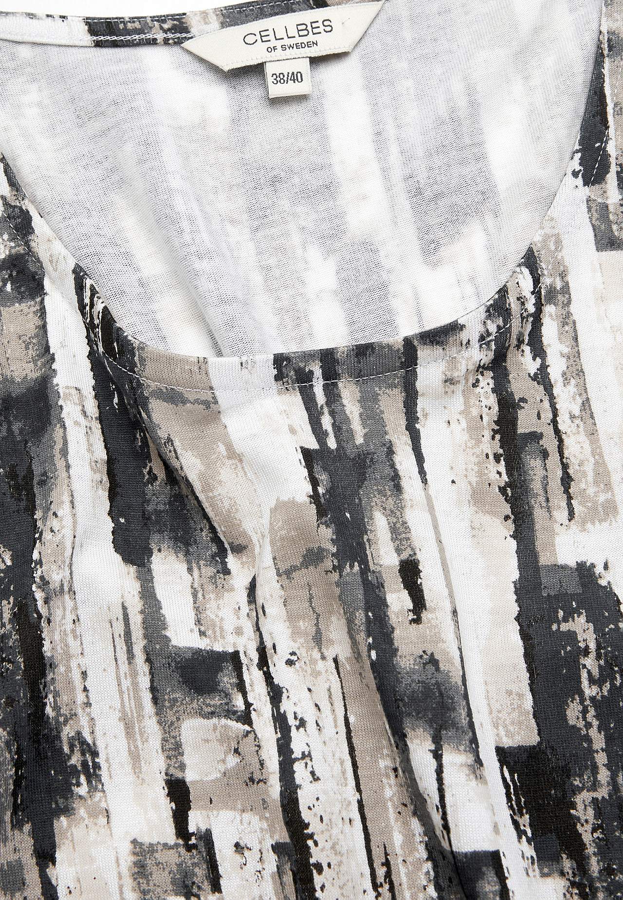 Asymmetric jersey tuniq