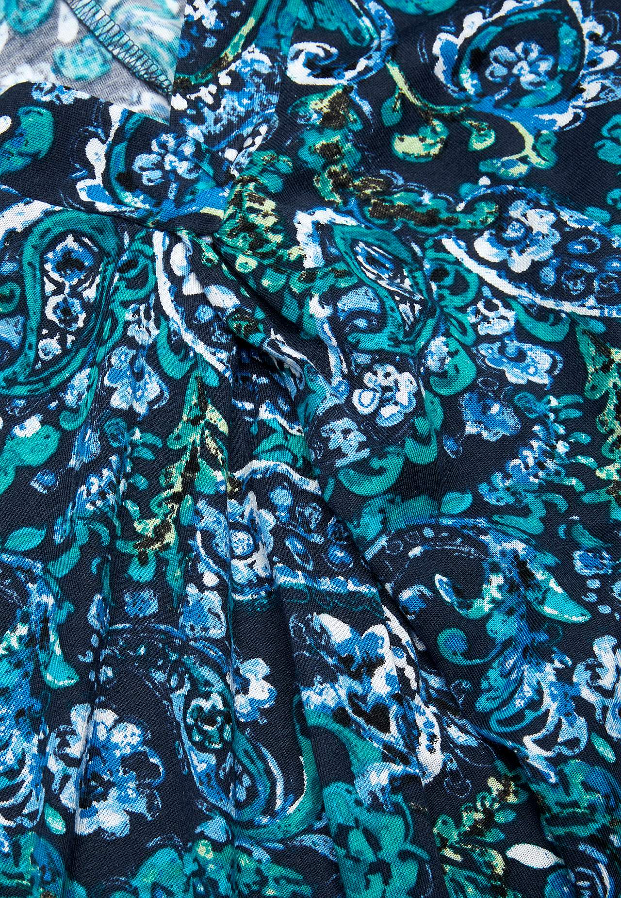 V-neck, sleeveless jersey dress