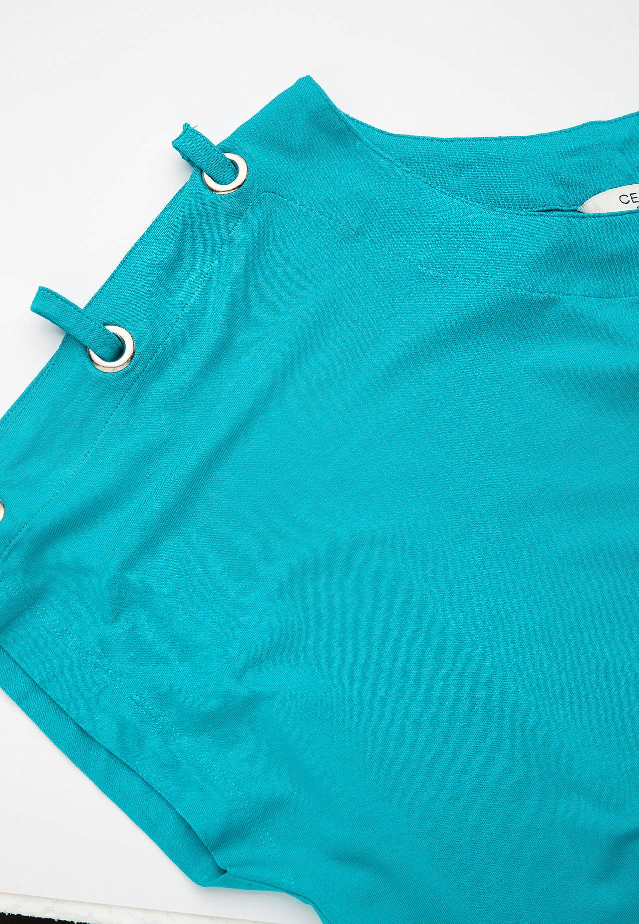 Jersey top with decor on the shoulder