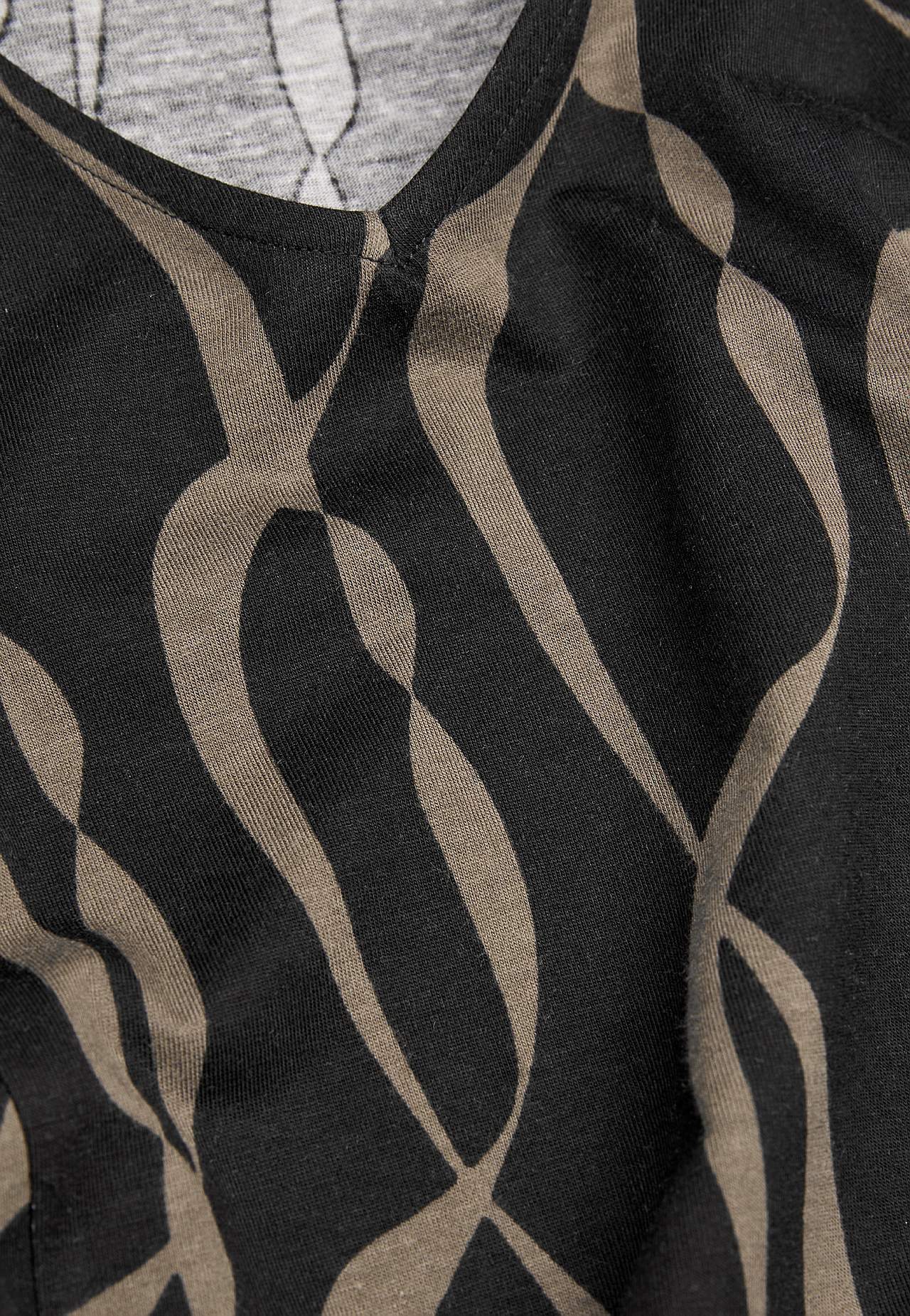 Jersey dress with pockets