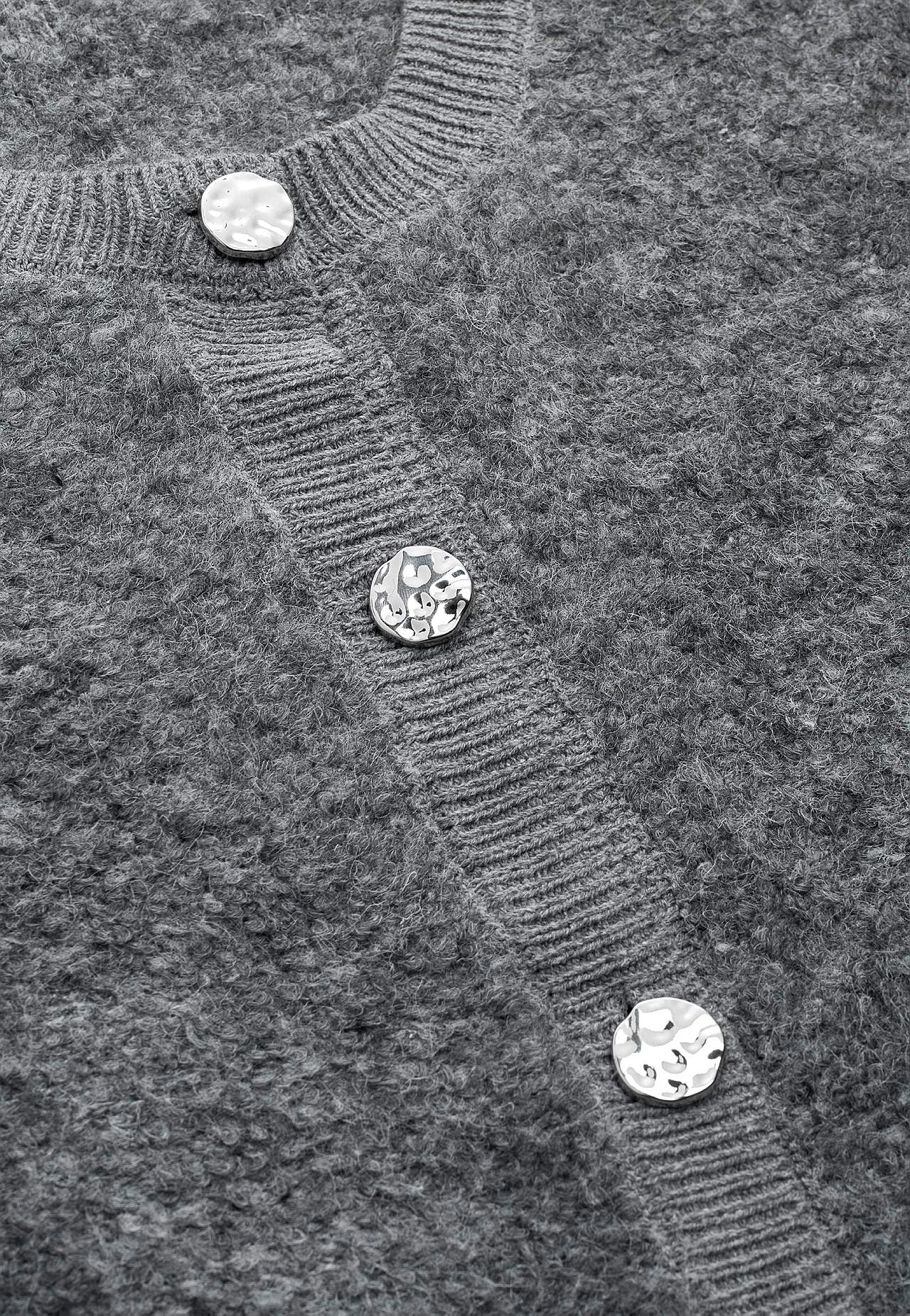 Knitted cardigan