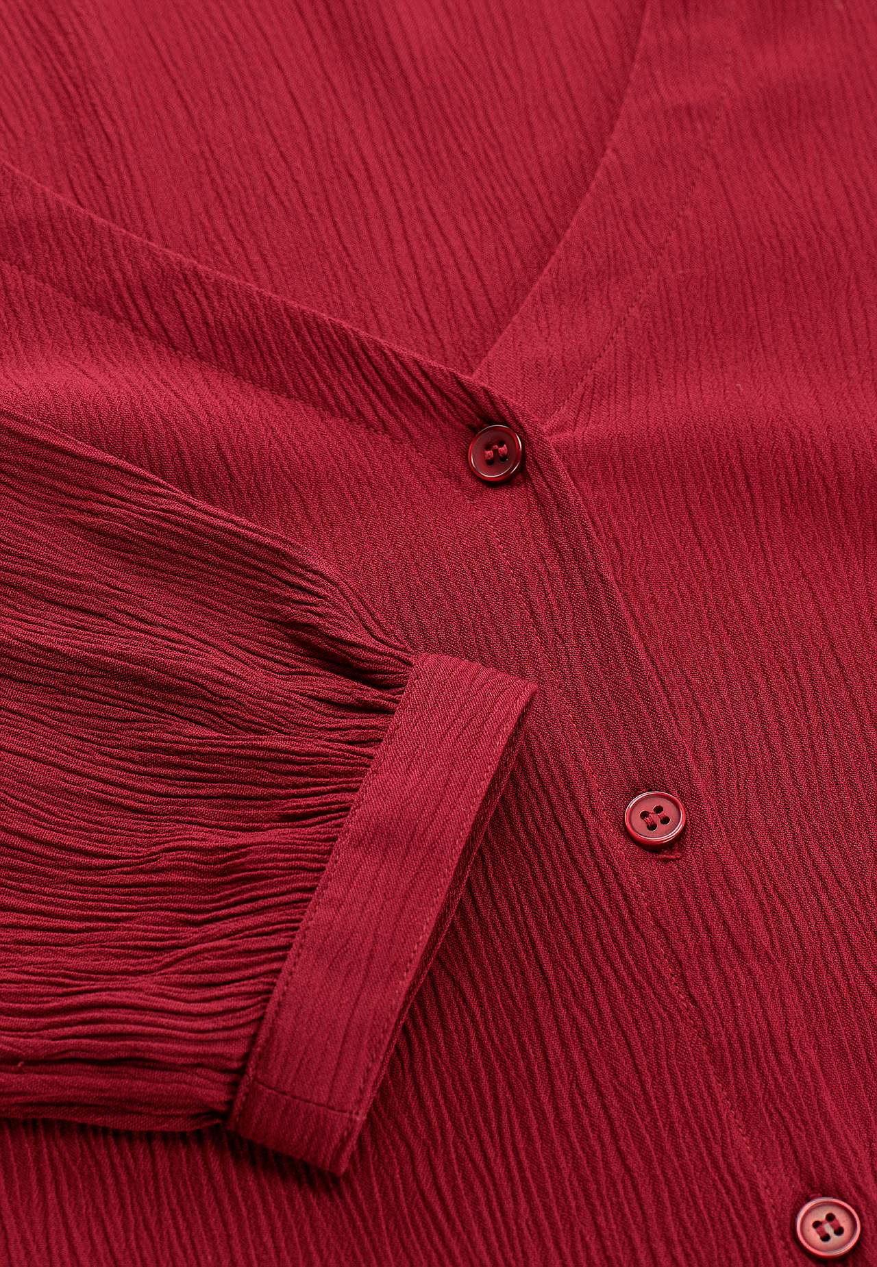 Blouse with crêpe quality