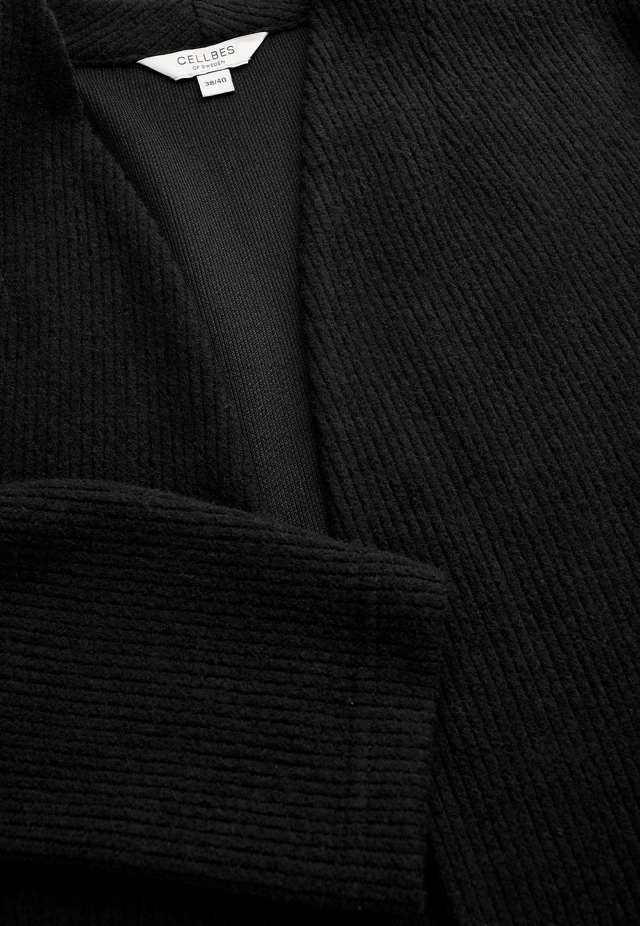 Super soft cardigan with pockets