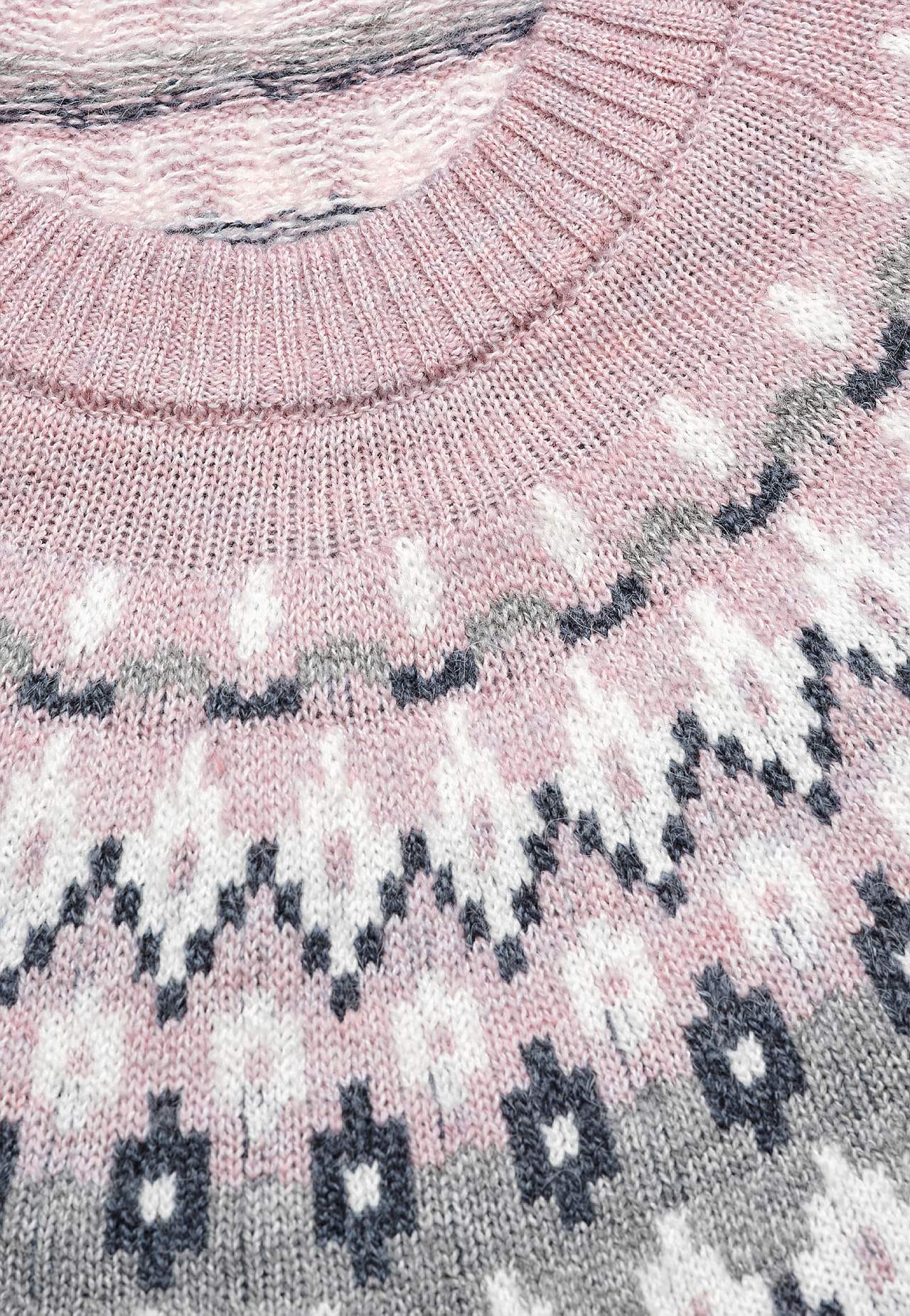Knitted, jacquard patterned sweater