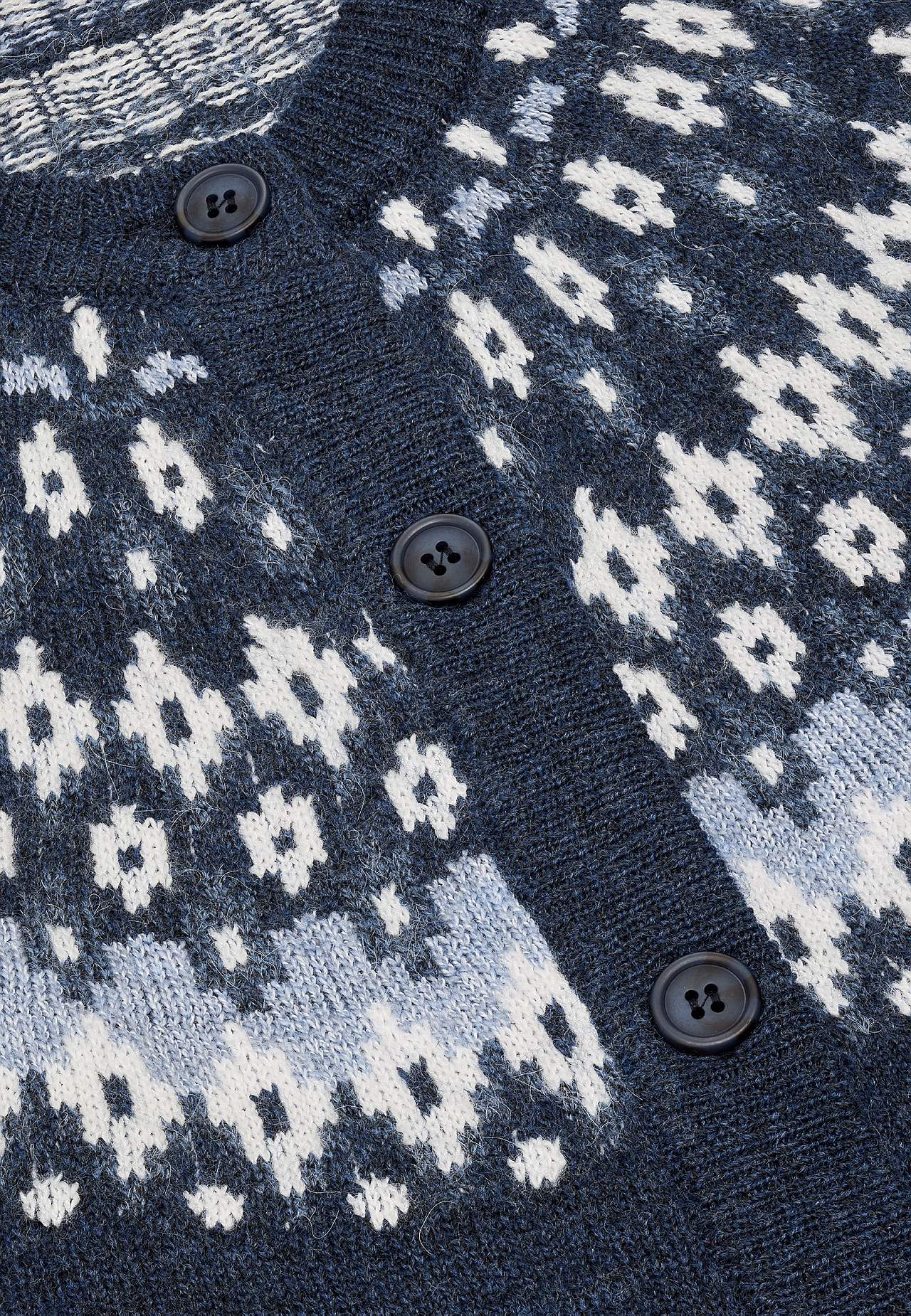 Jacquard patterned cardigan