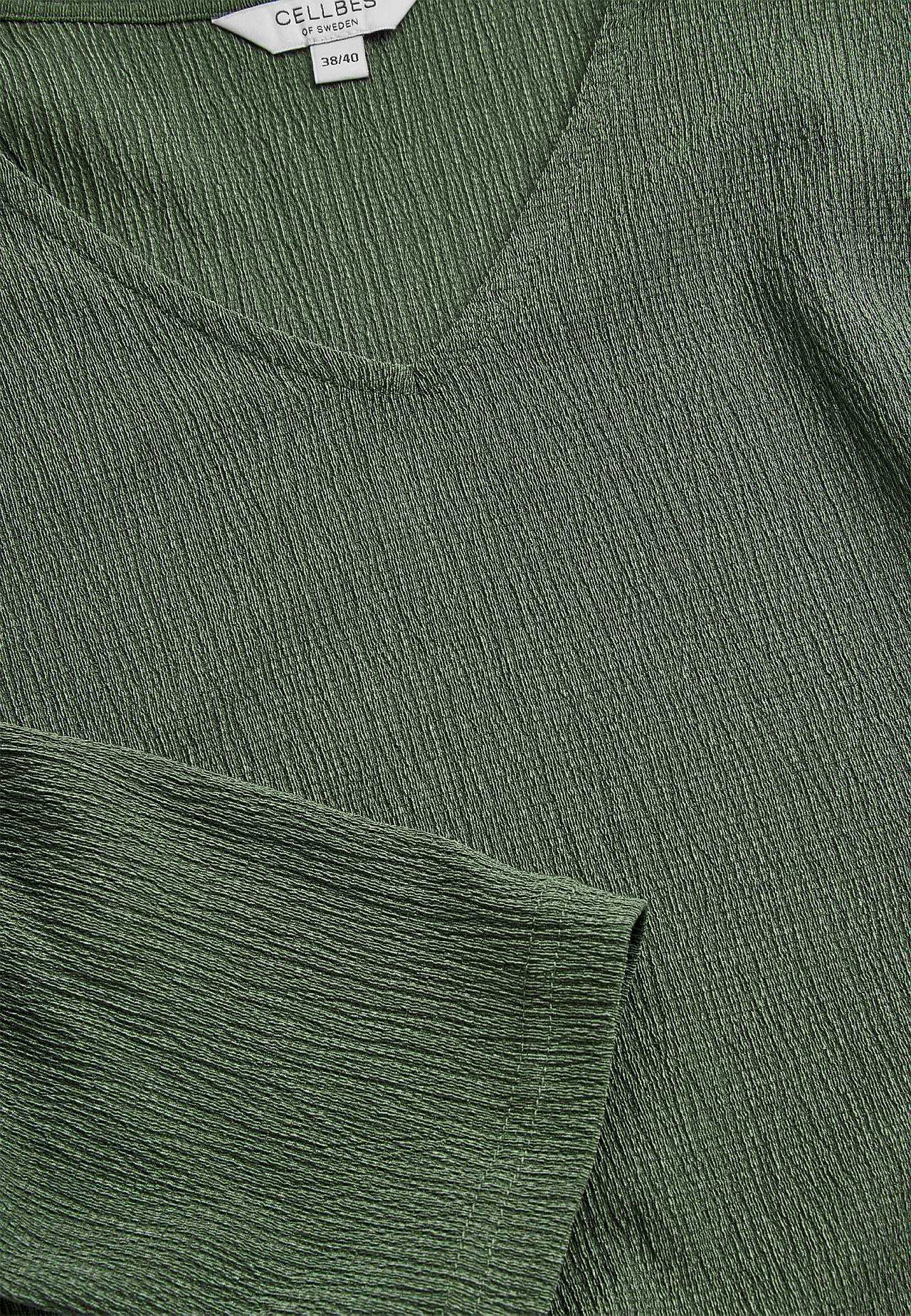 Jersey top with structure