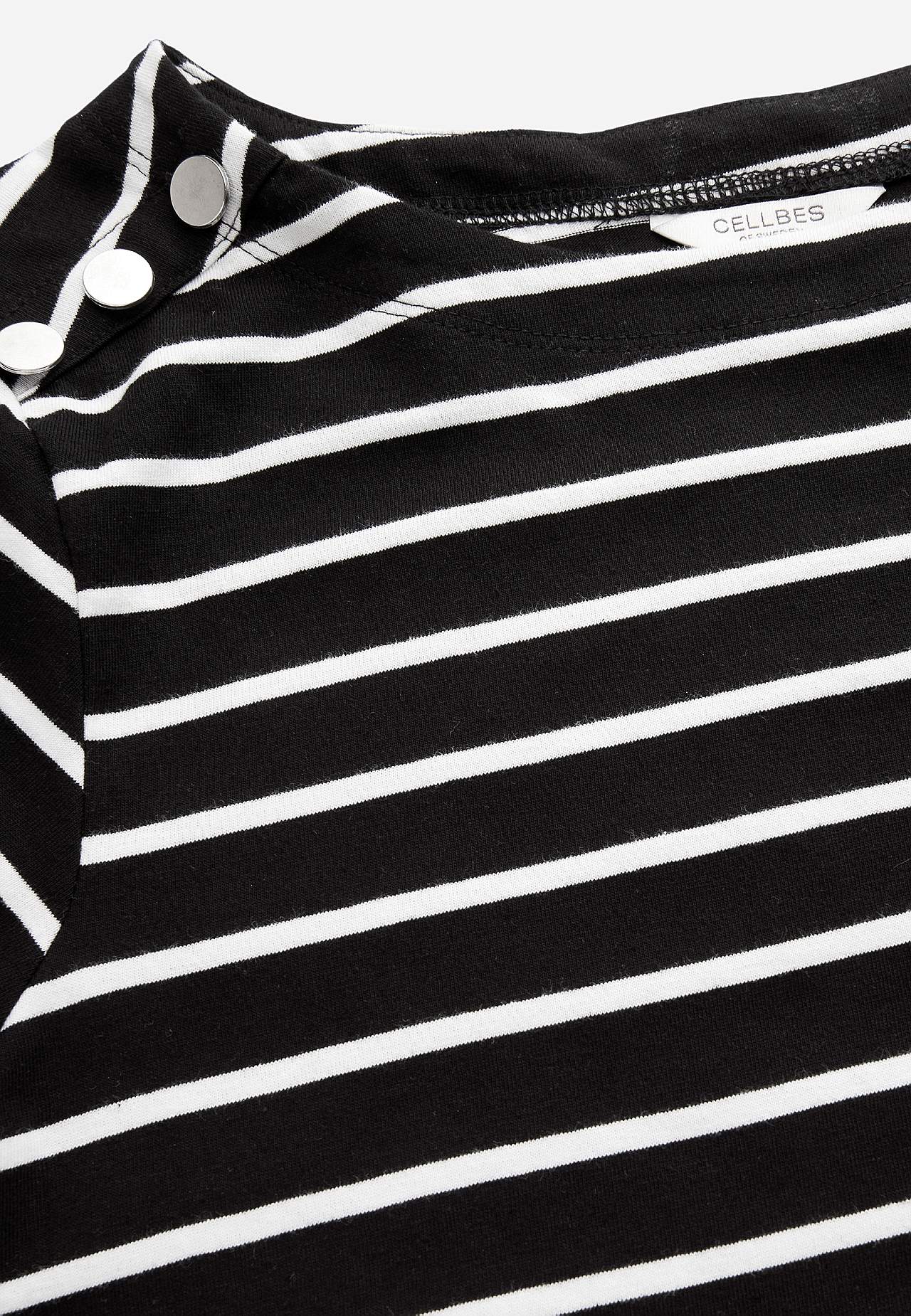 Jersey top with buttons
