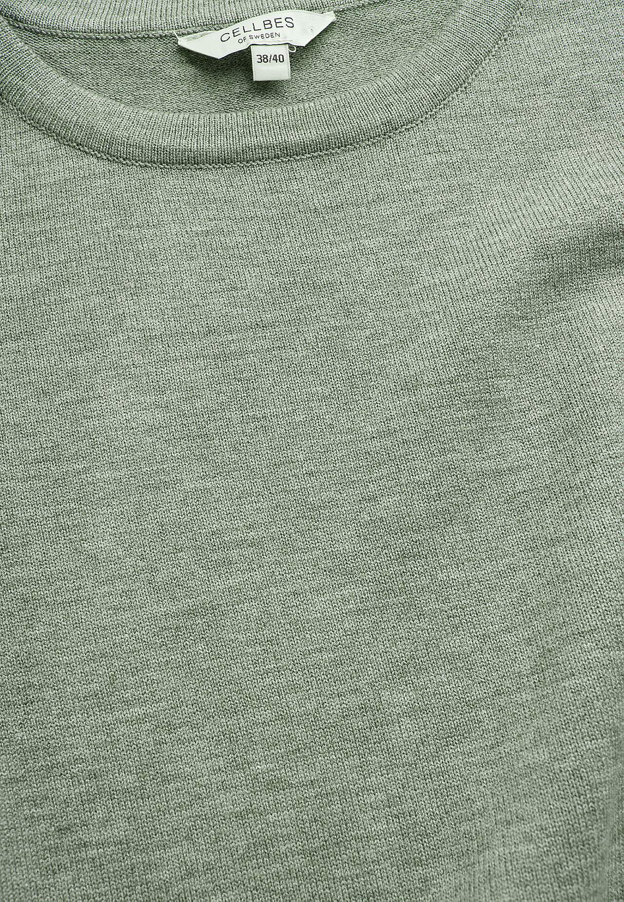 Short-sleeved fine knit jumper