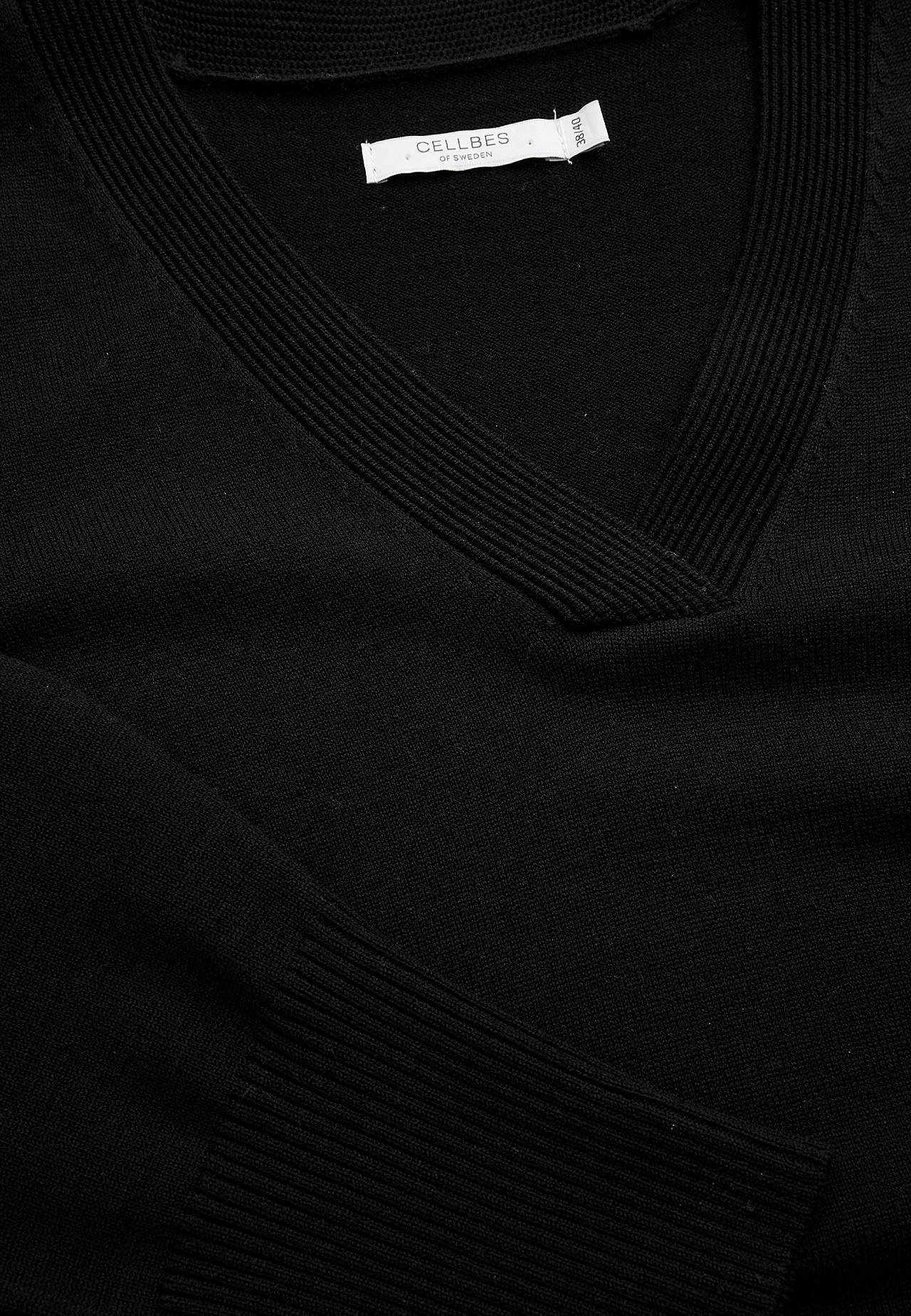 Fine-knitted tunic
