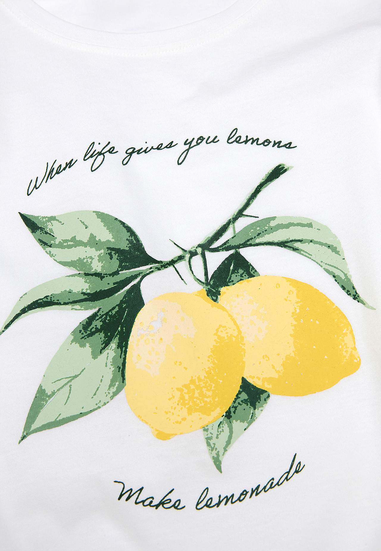 Short-sleeved nightdress