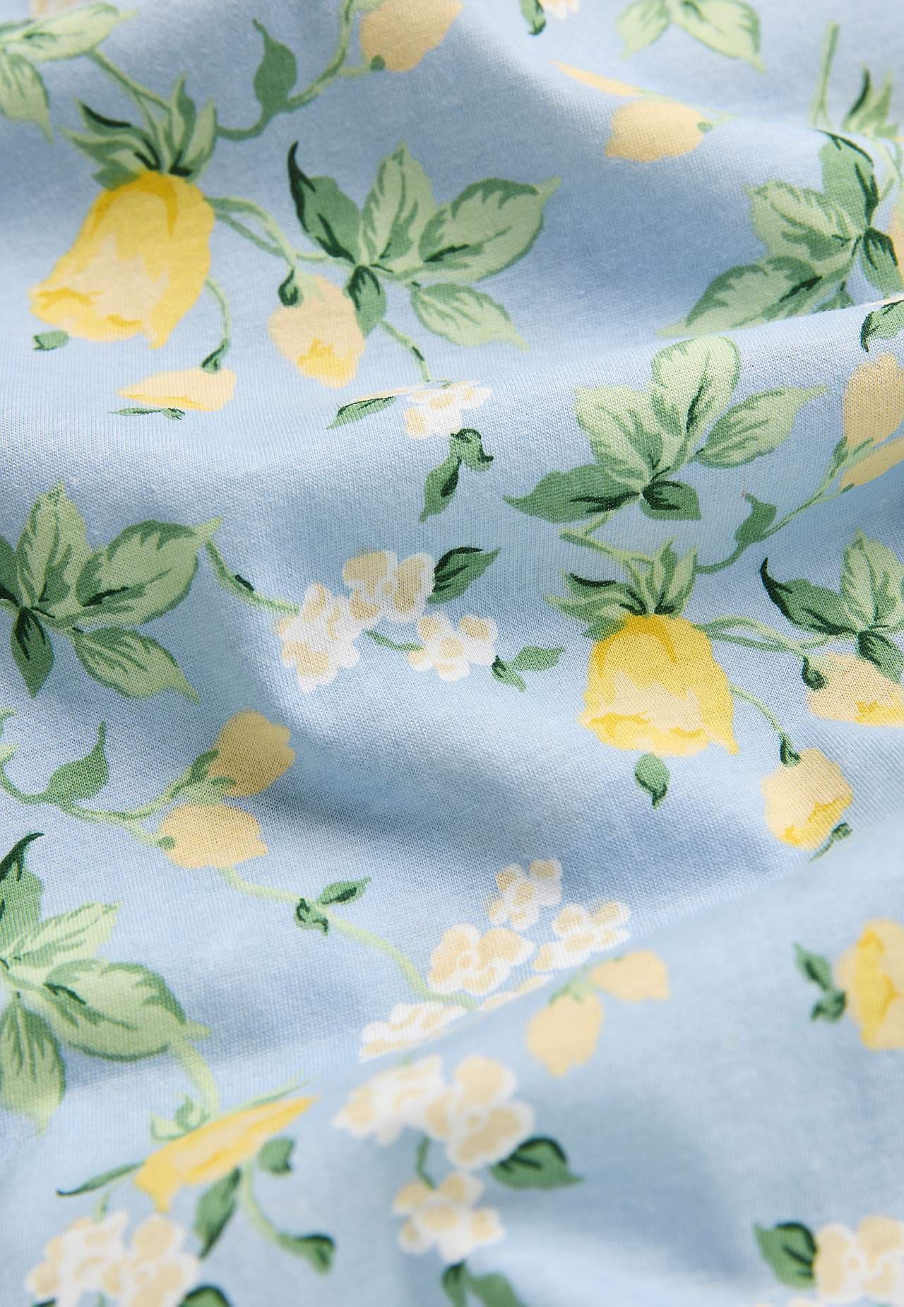 Sleeveless nightdress