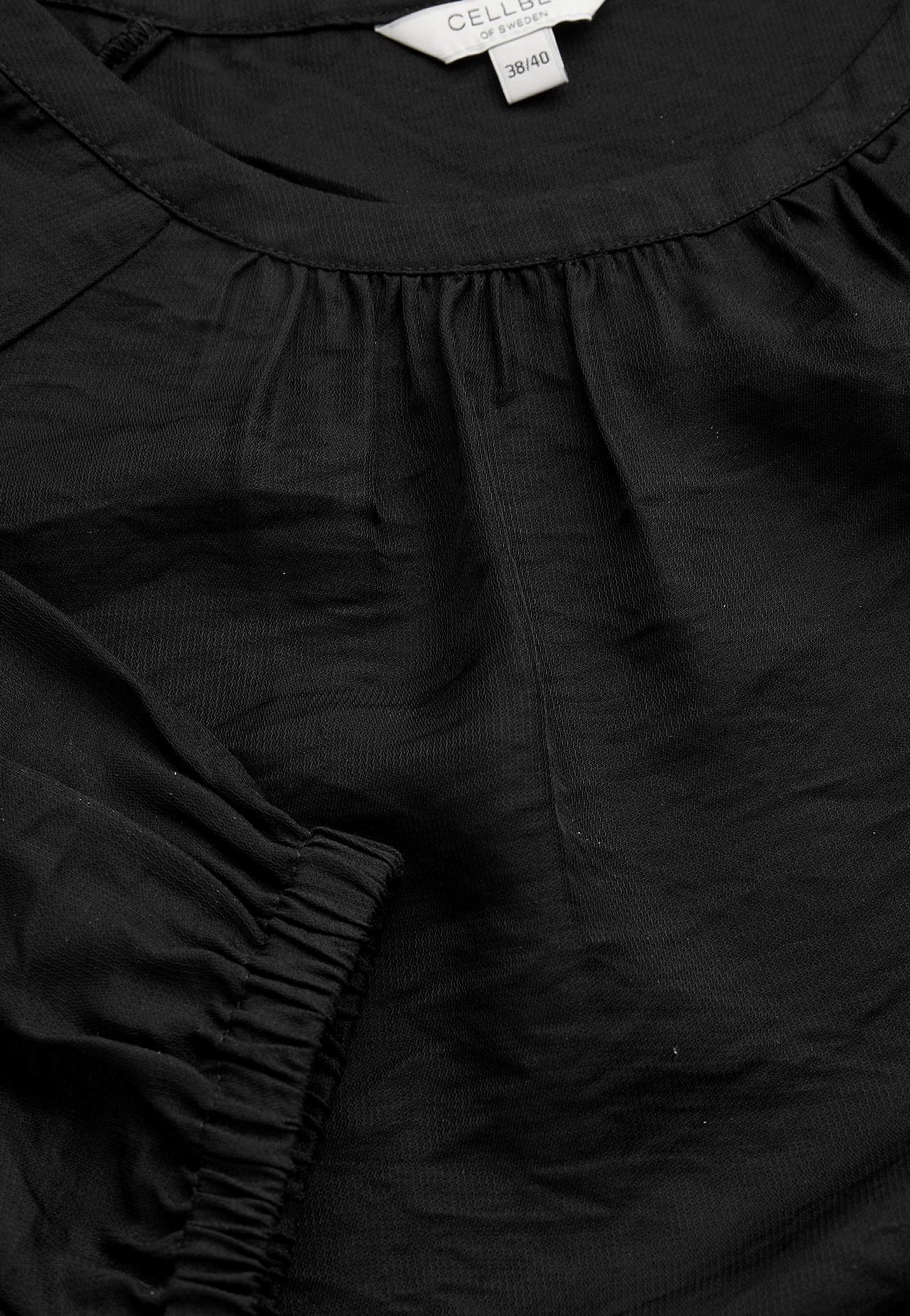 Woven blouse with structure