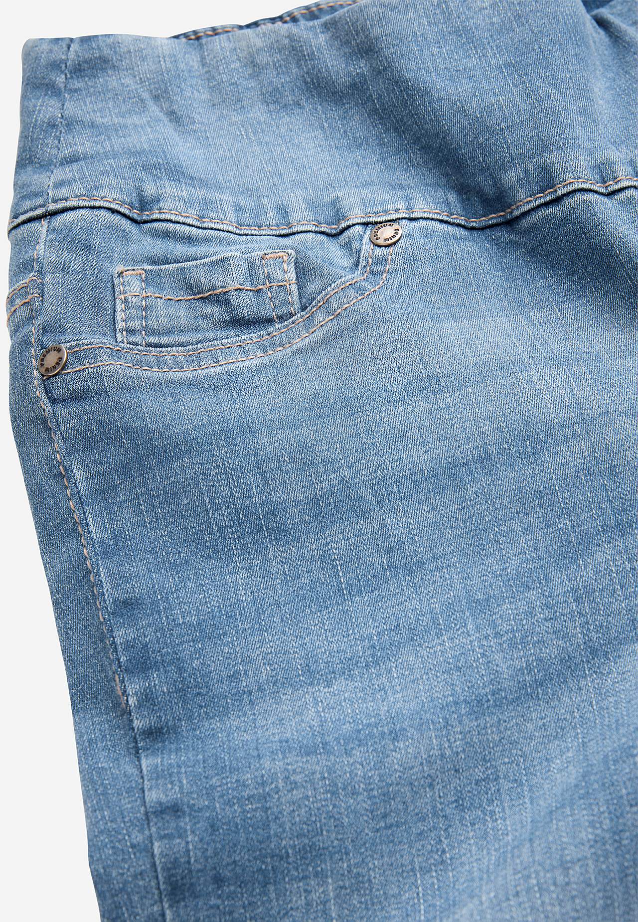 Super comfortable ankle jeans in denim