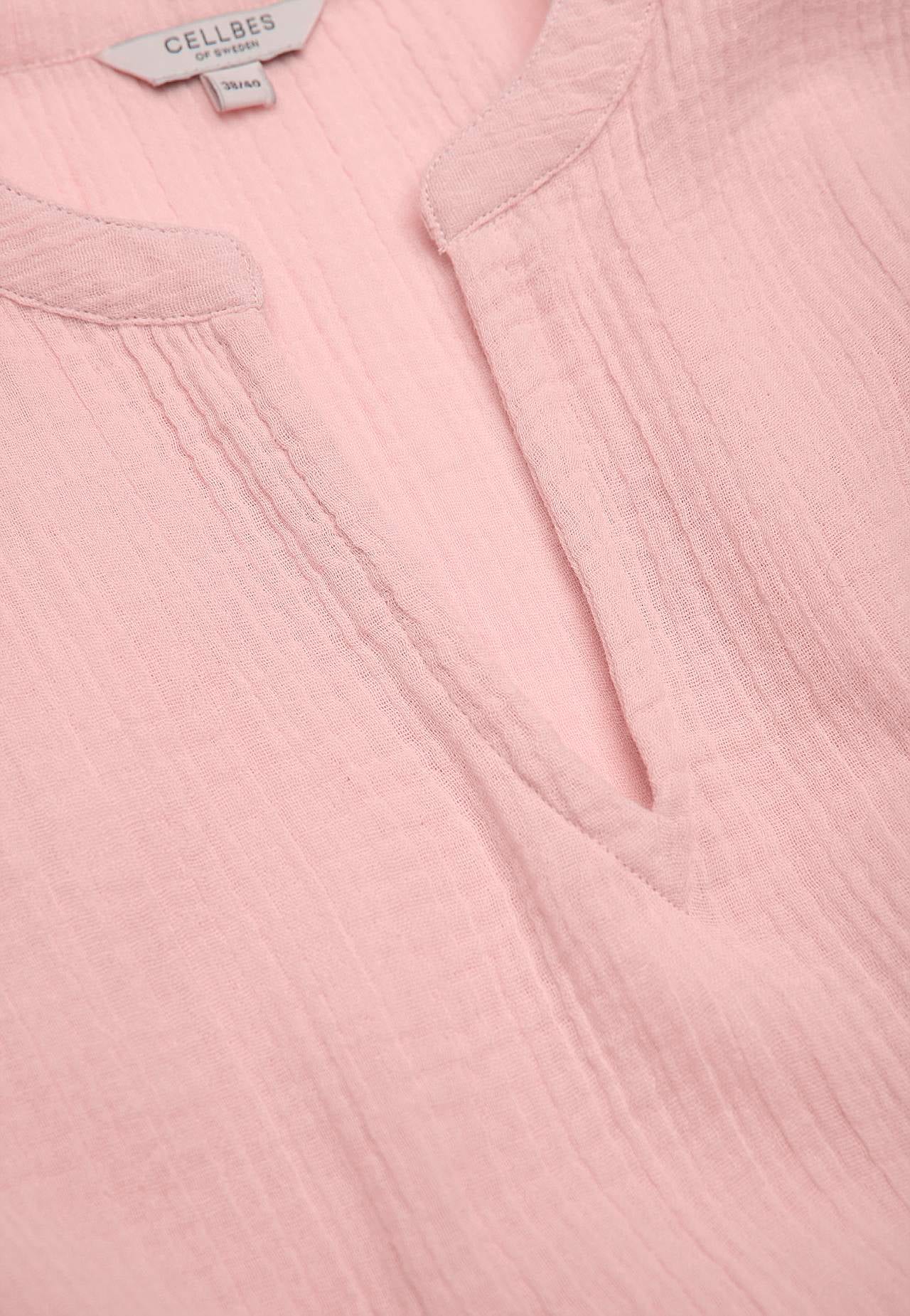 Dress in crinkled cotton