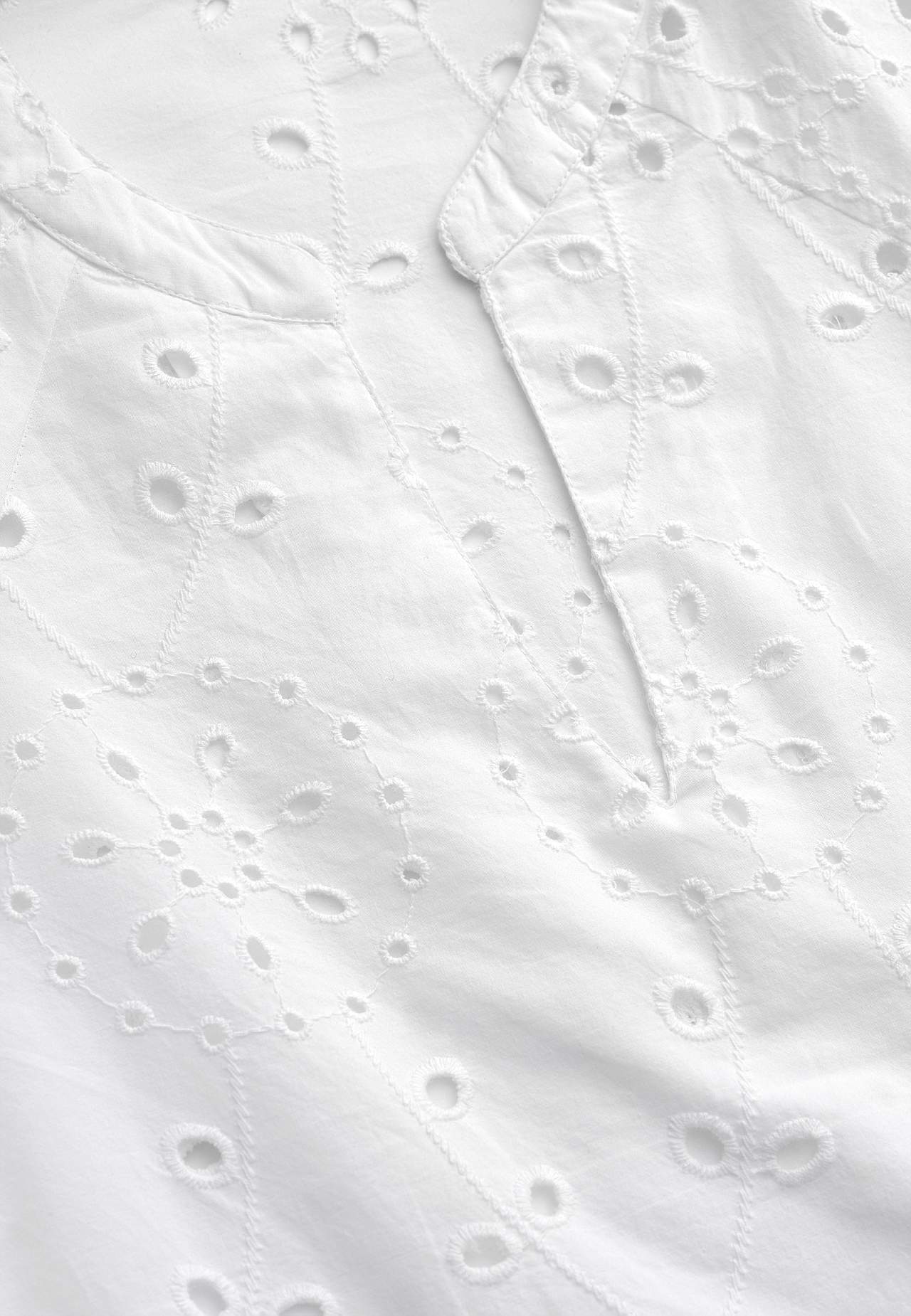 Blouse with embroidery