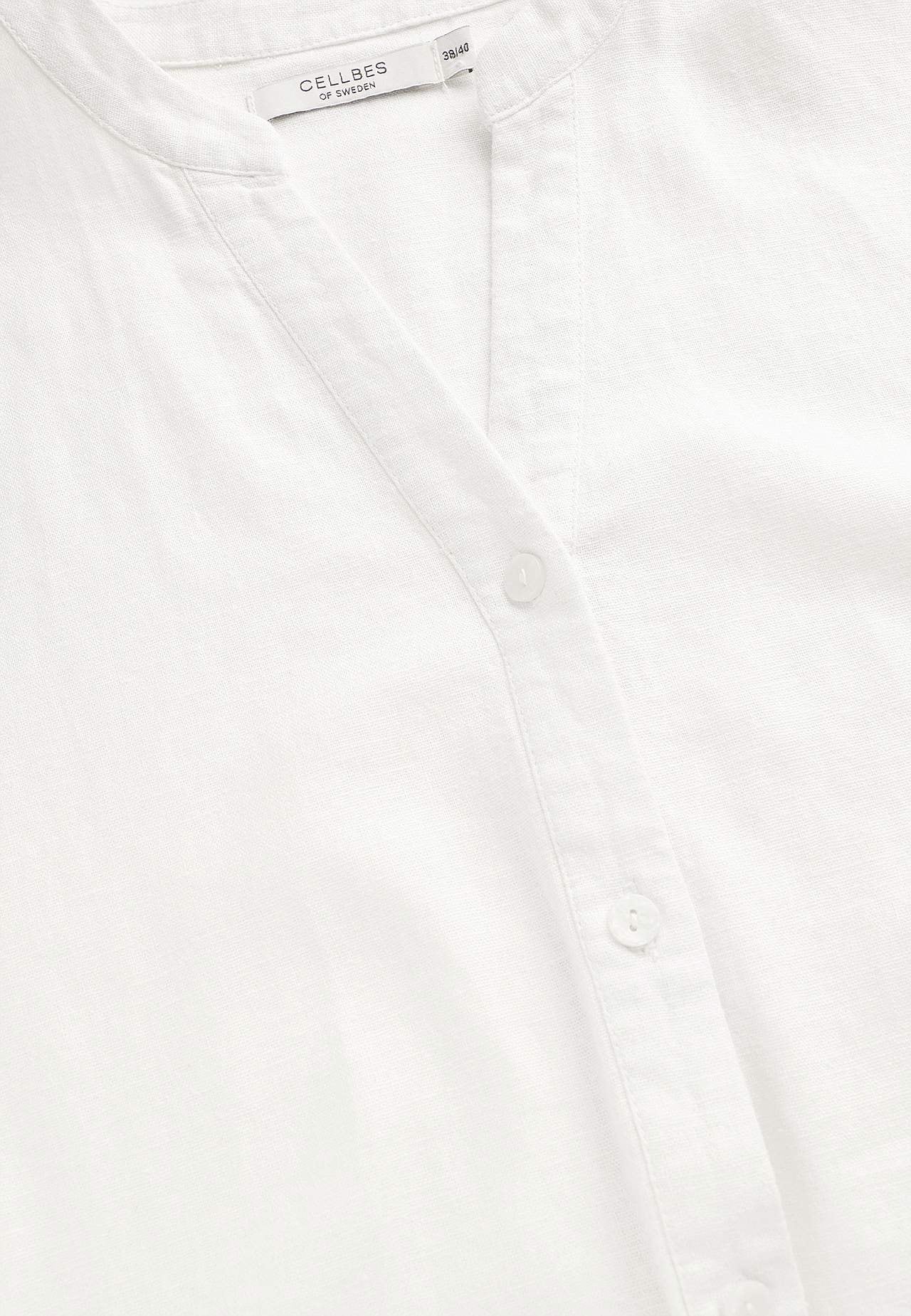Blouse in linen mix