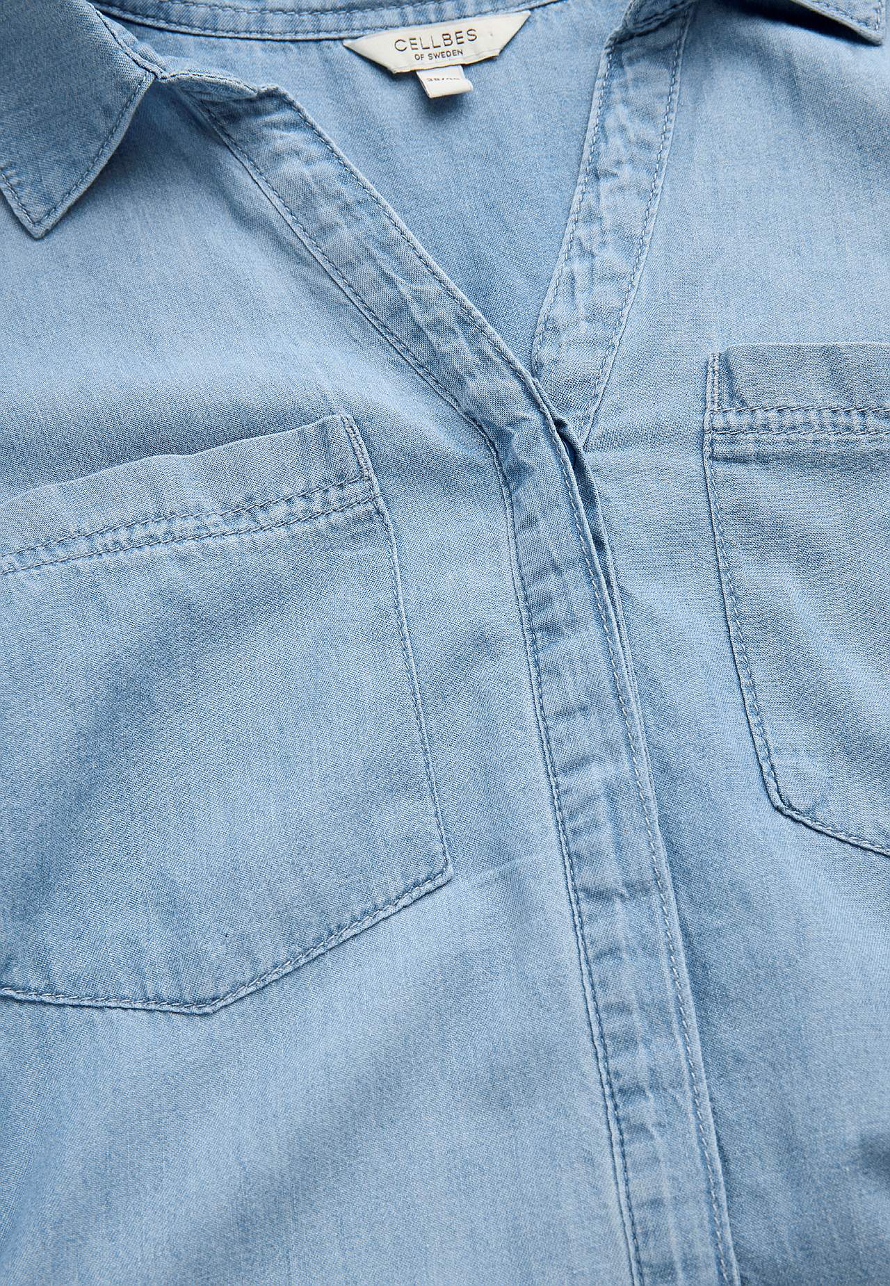 Denim shirt with buttons