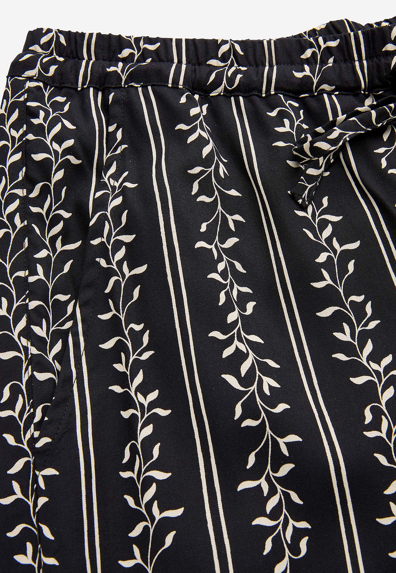 Patterned culotte trousers