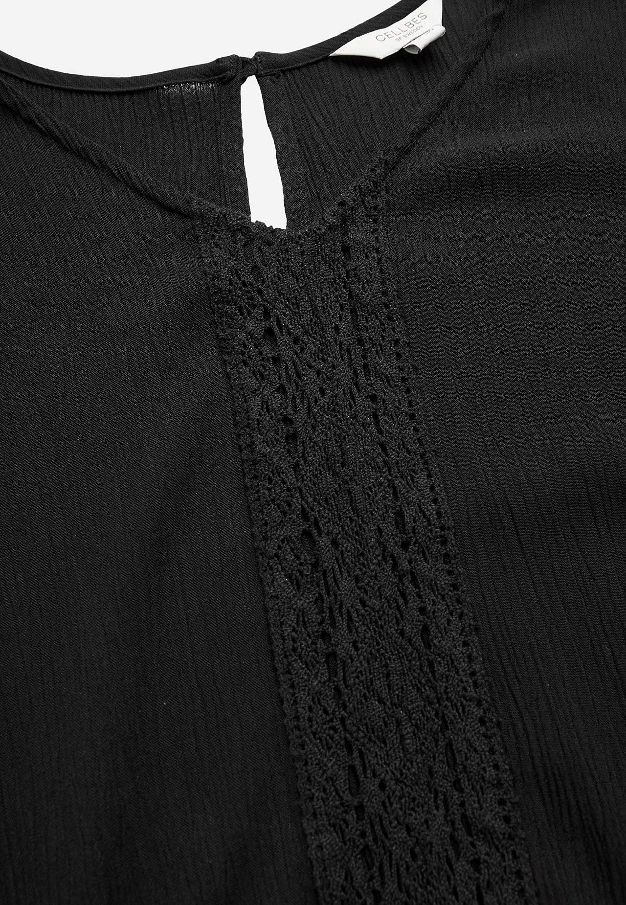 Crepe dress with pockets