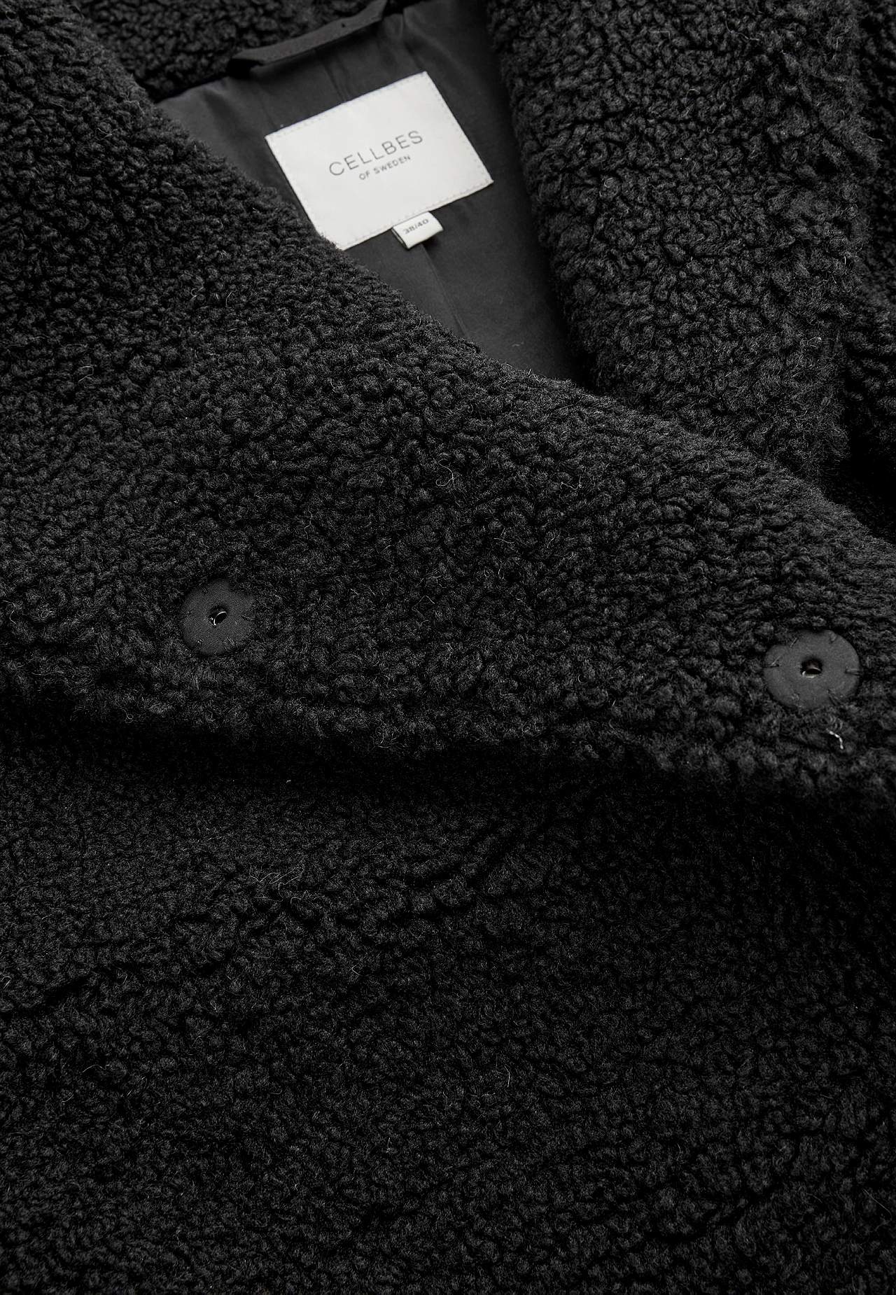 Pile jacket with stand-up collar