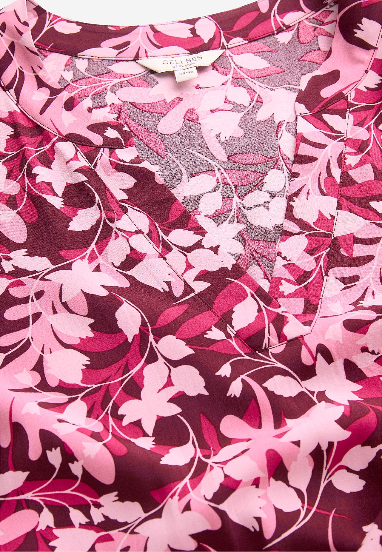 Dress with flounces