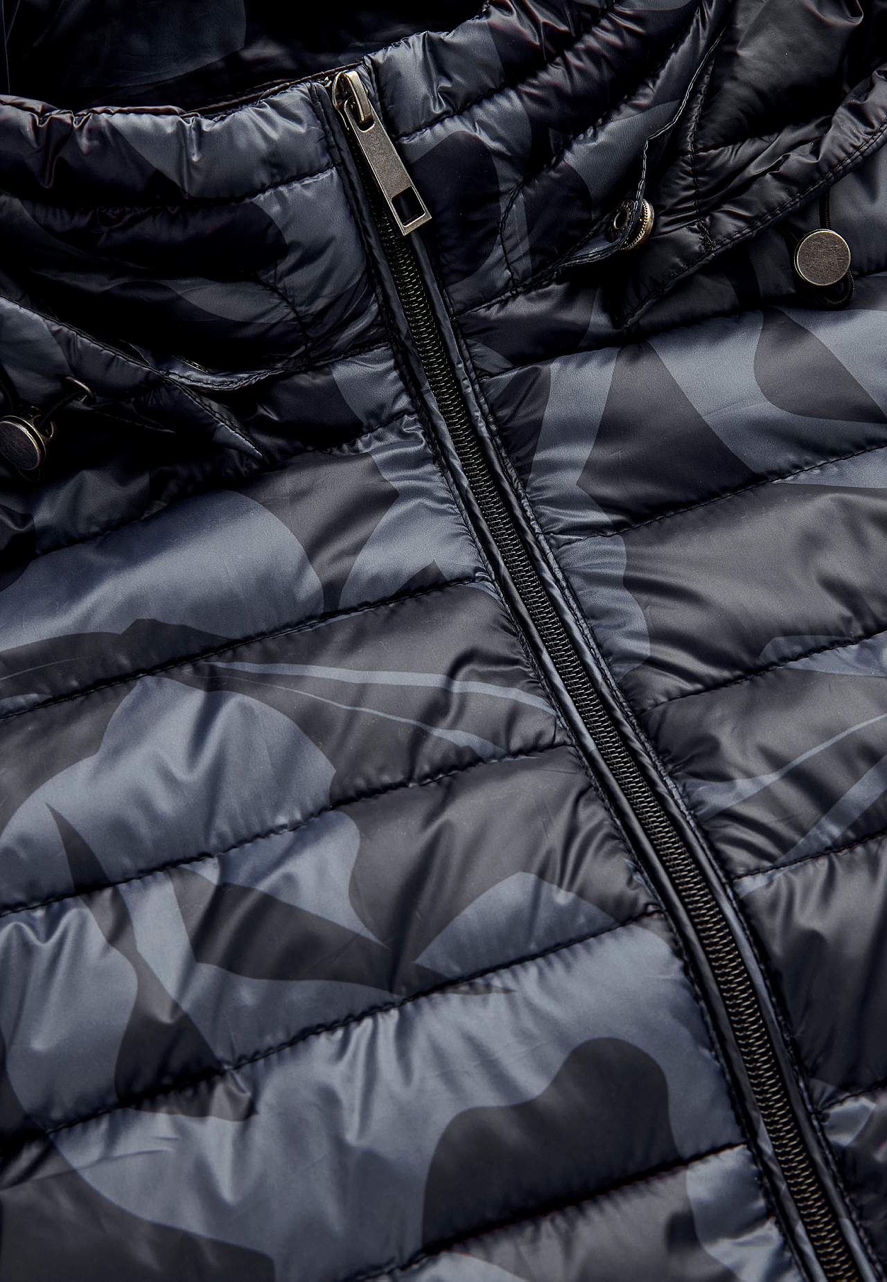 Quilted, patterned lightweight jacket