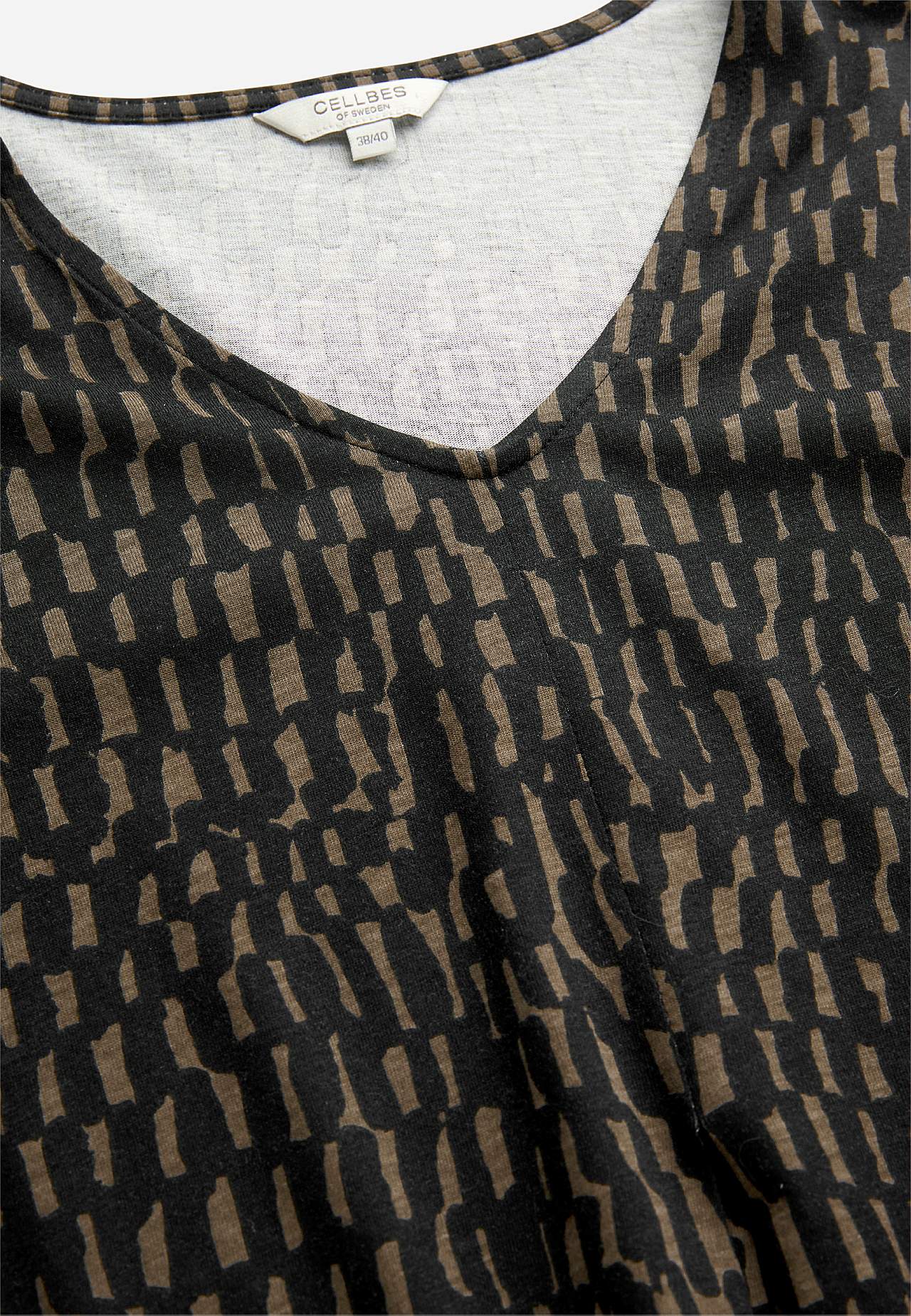 V-neck jersey dress