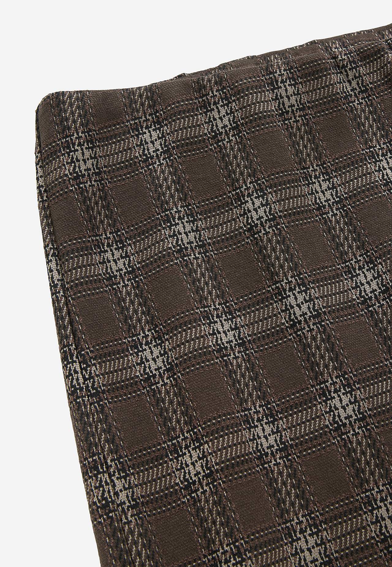 Jersey pants with straight legs