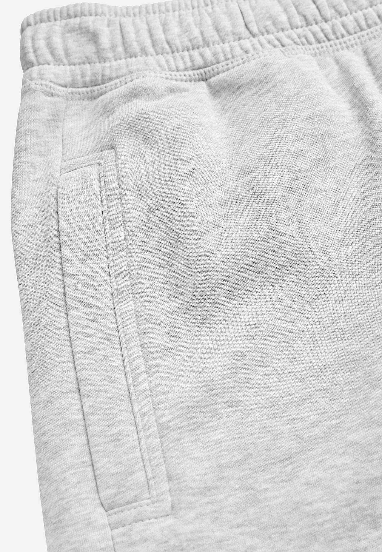 Comfortable sweatshirt pants with back pockets