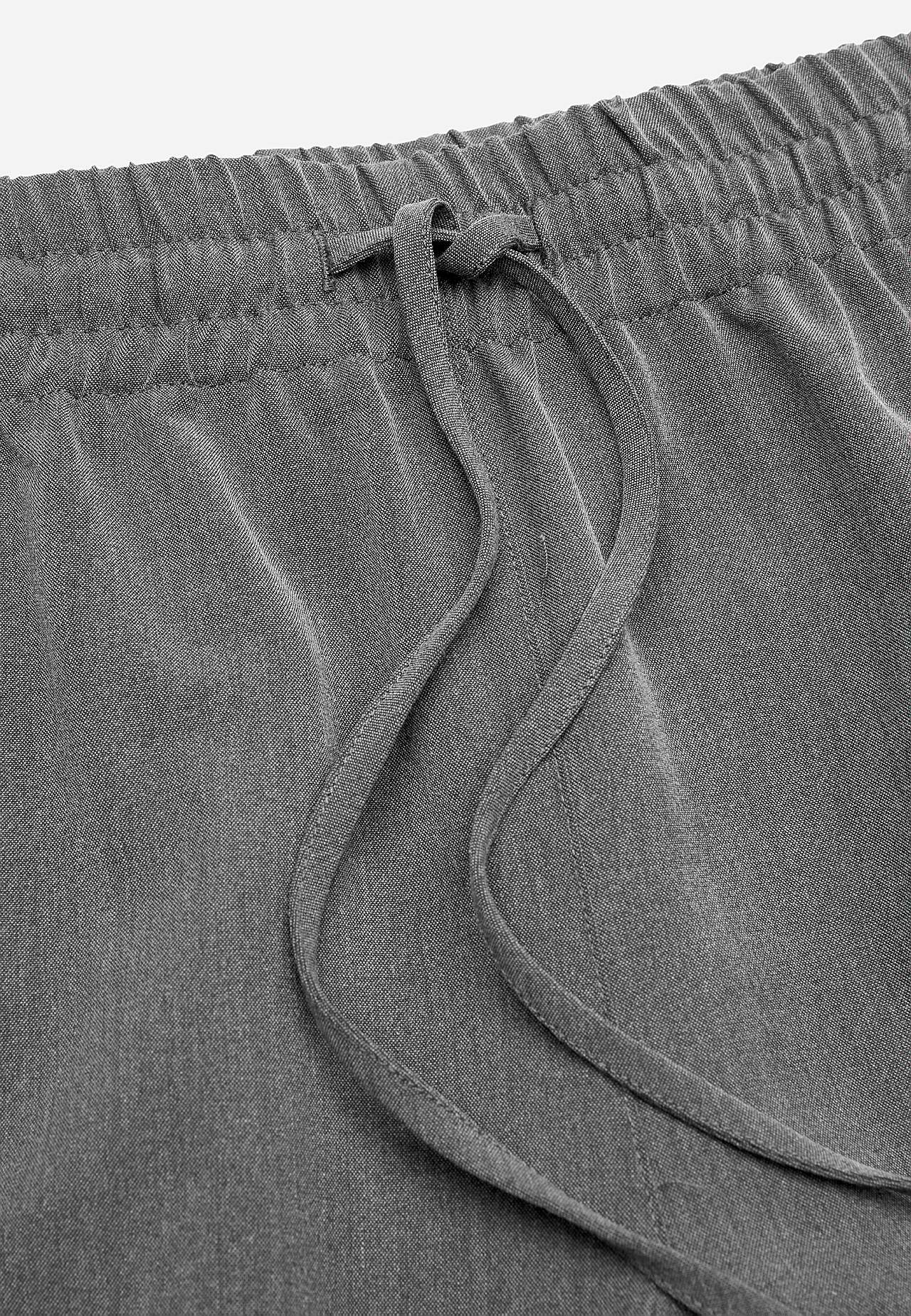 Trousers in Pull-on model in
