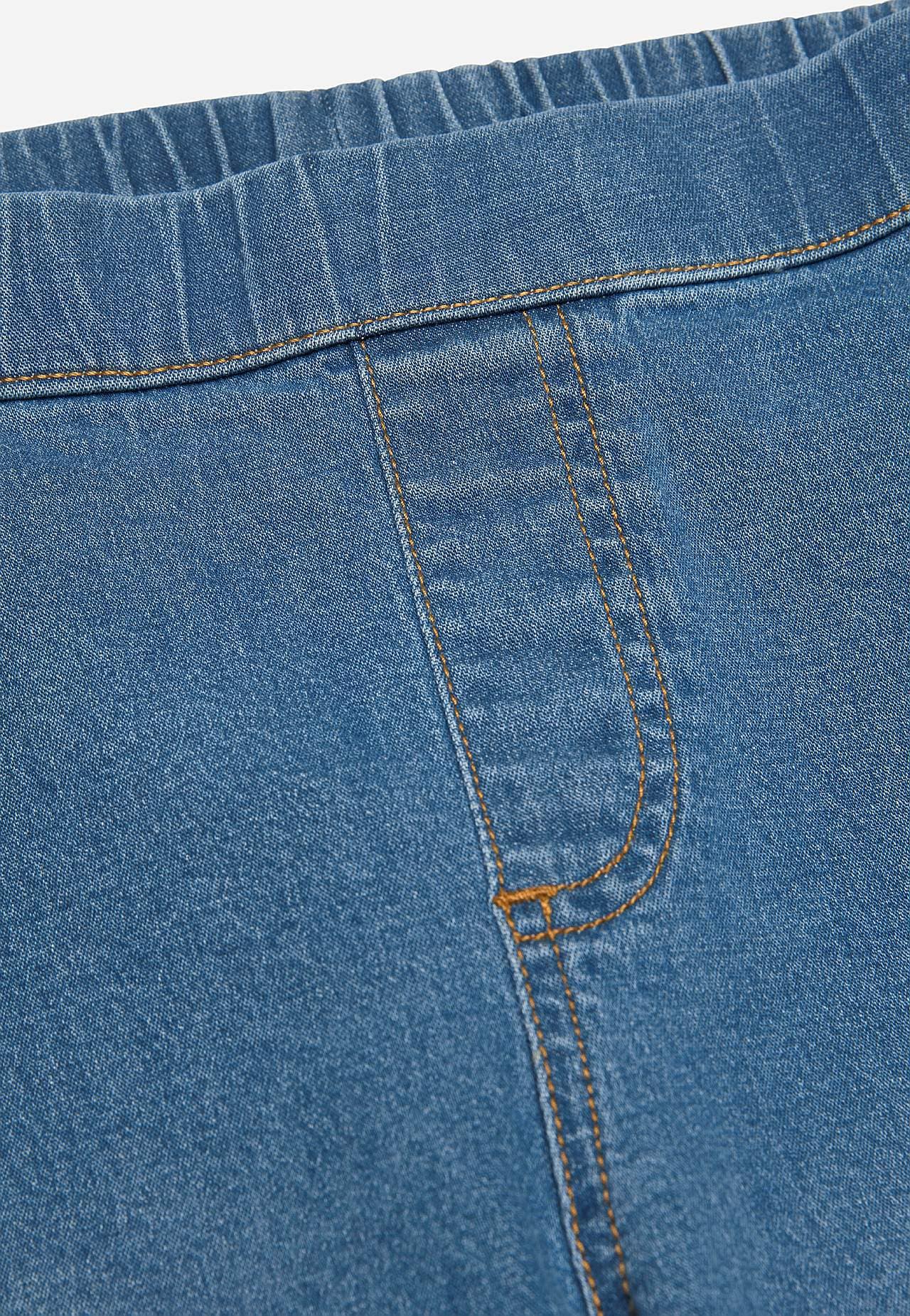 Stretchy jeggings with bootcut