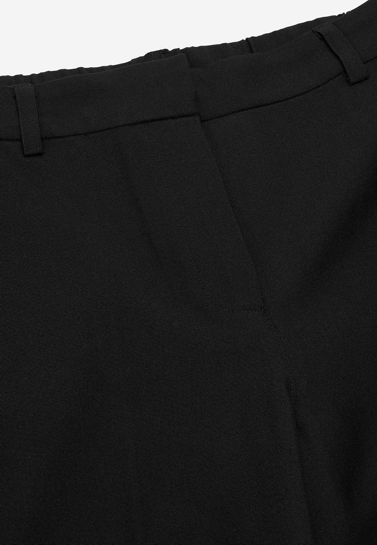 Classic dress trousers with crease