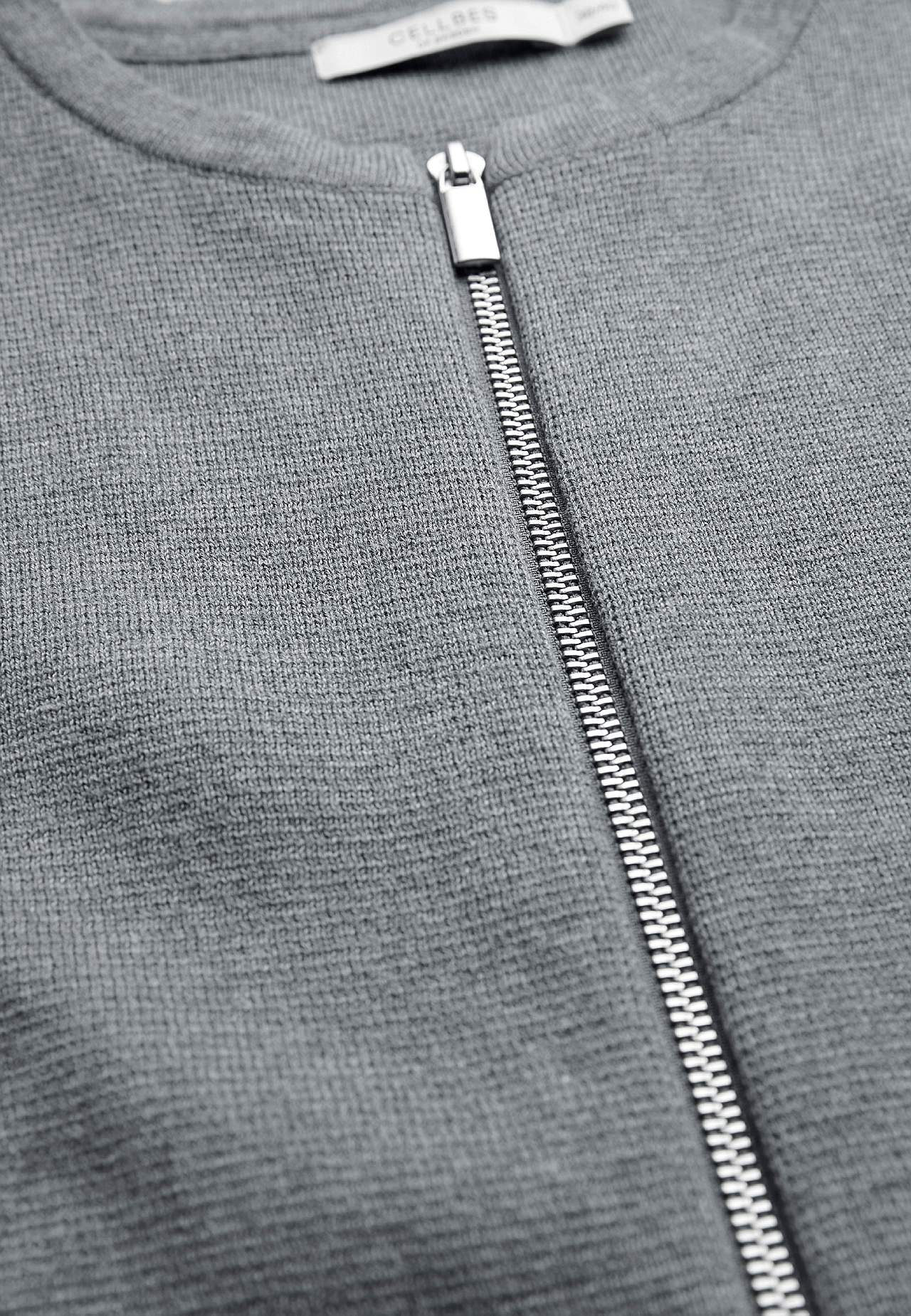 Cardigan with zip