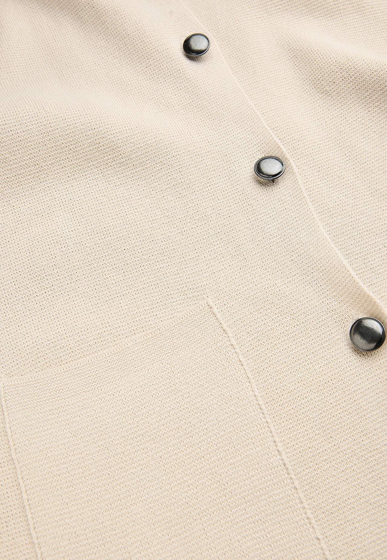 Cardigan with buttons